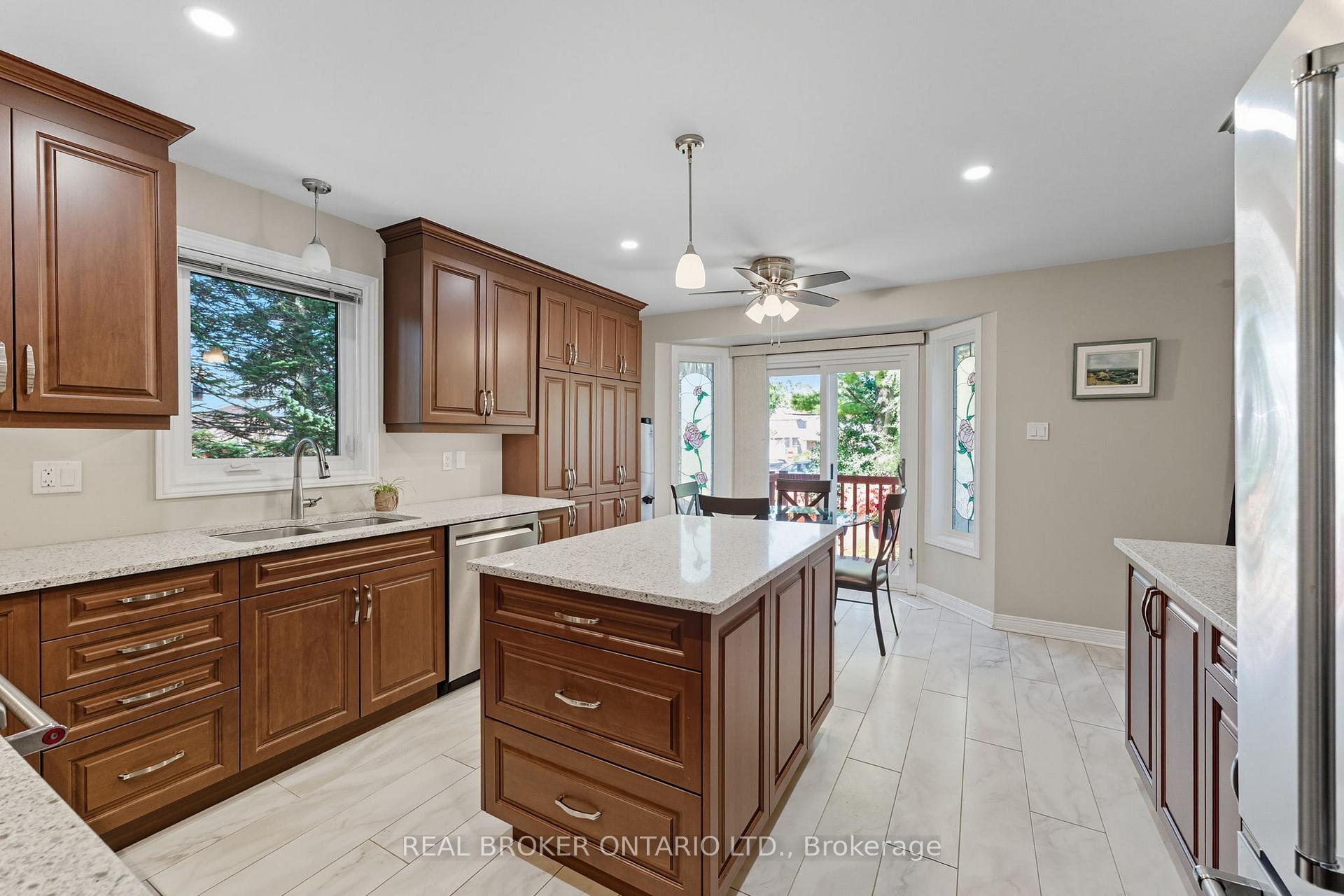 Photo 10 of 6 Candow Crescent, Ottawa, Stittsville (North) — HOMEH