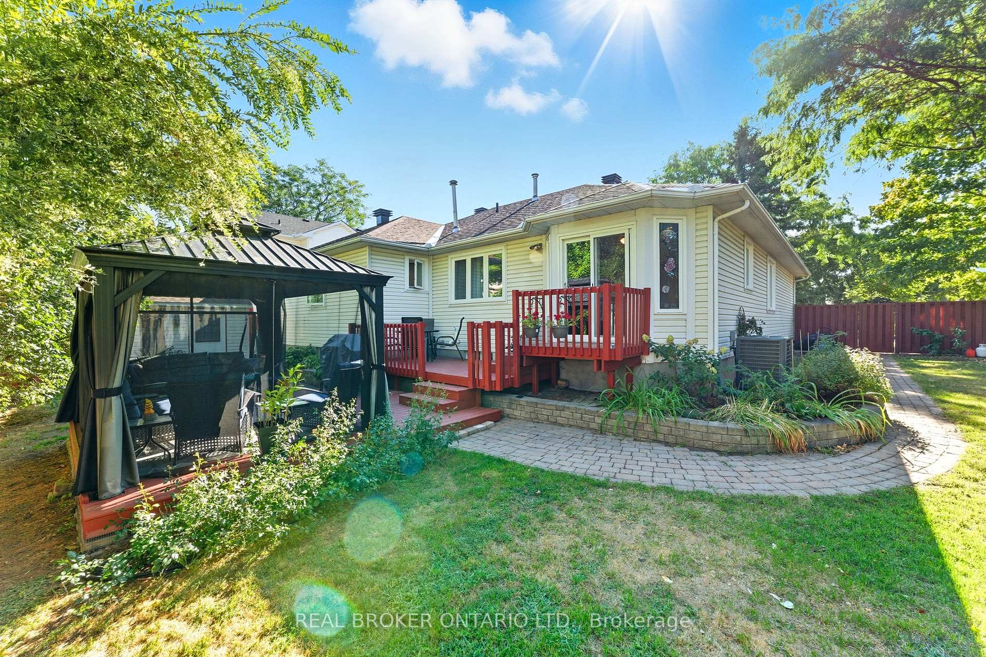 Photo 37 of 6 Candow Crescent, Ottawa, Stittsville (North) — HOMEH