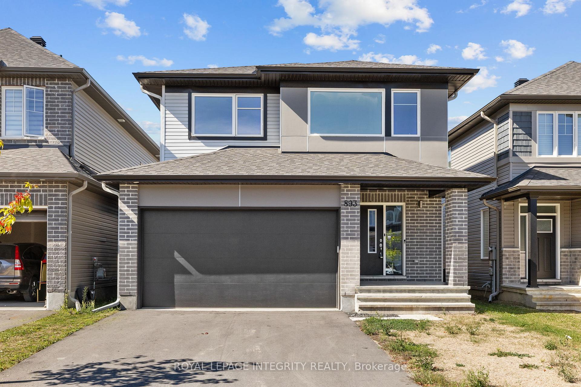 Front of 893 Sendero Way