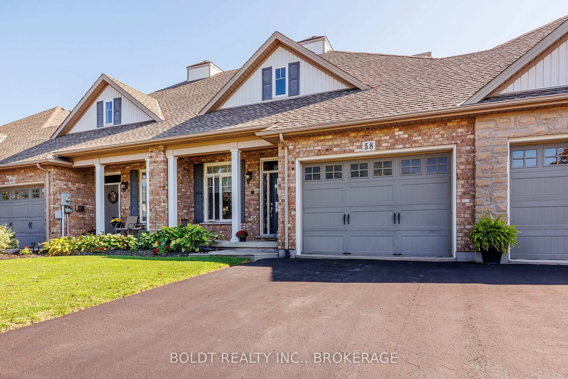 Front of 58 Videl Crescent N
