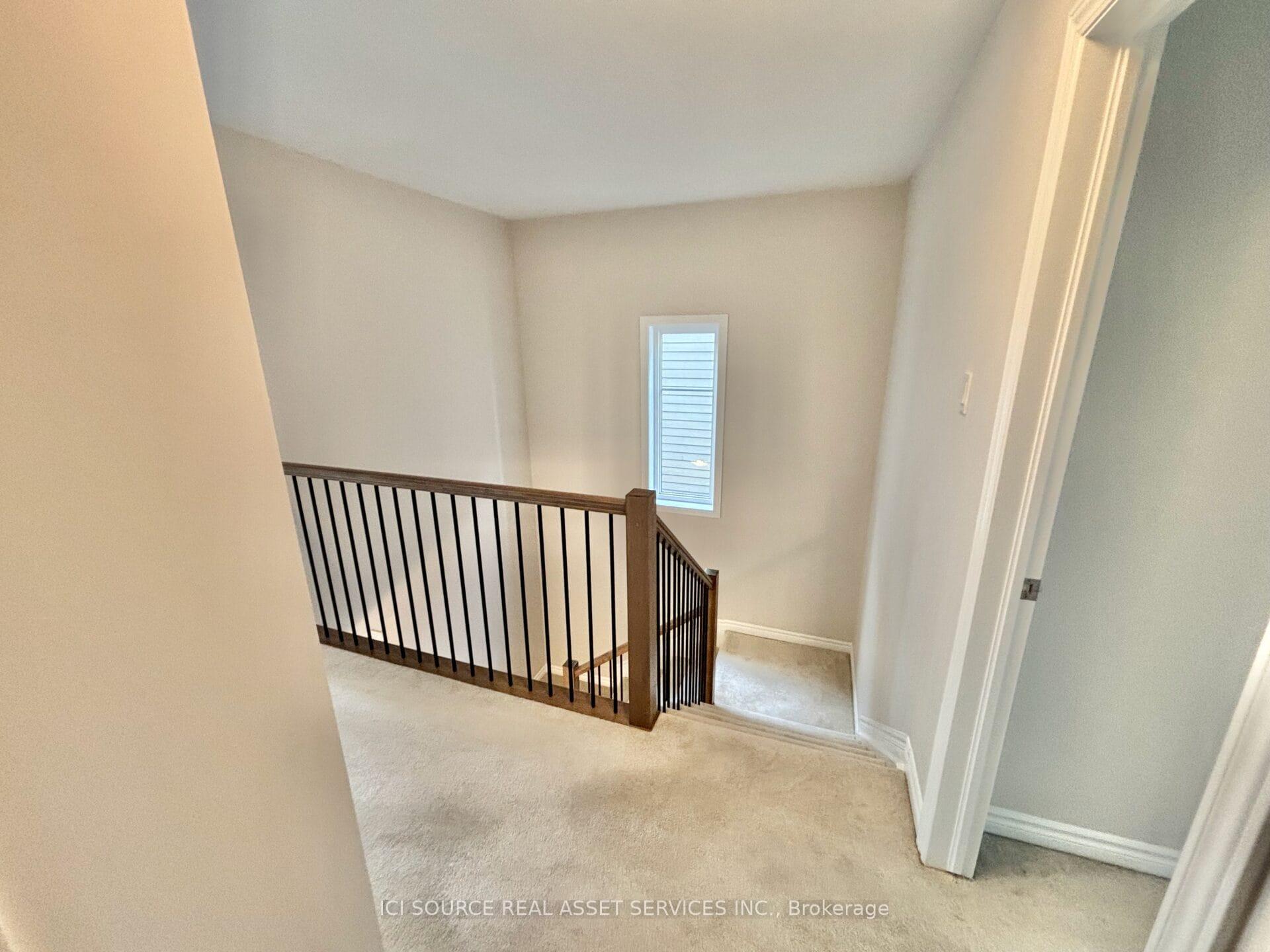 Photo 15 of 106 Equitation Circle, Ottawa, Goulbourn Twp From Franktown Rd/South To Rideau — HOMEH