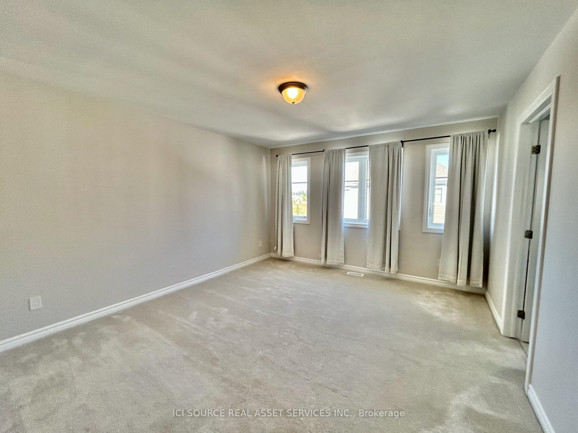 Photo 18 of 106 Equitation Circle, Ottawa, Goulbourn Twp From Franktown Rd/South To Rideau — HOMEH