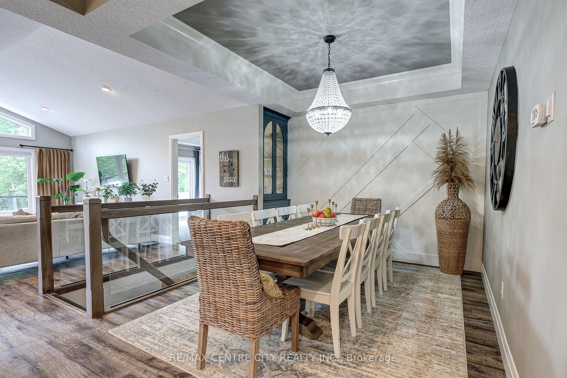 Photo 7 of 22 Deerfield Court, St. Thomas — HOMEH
