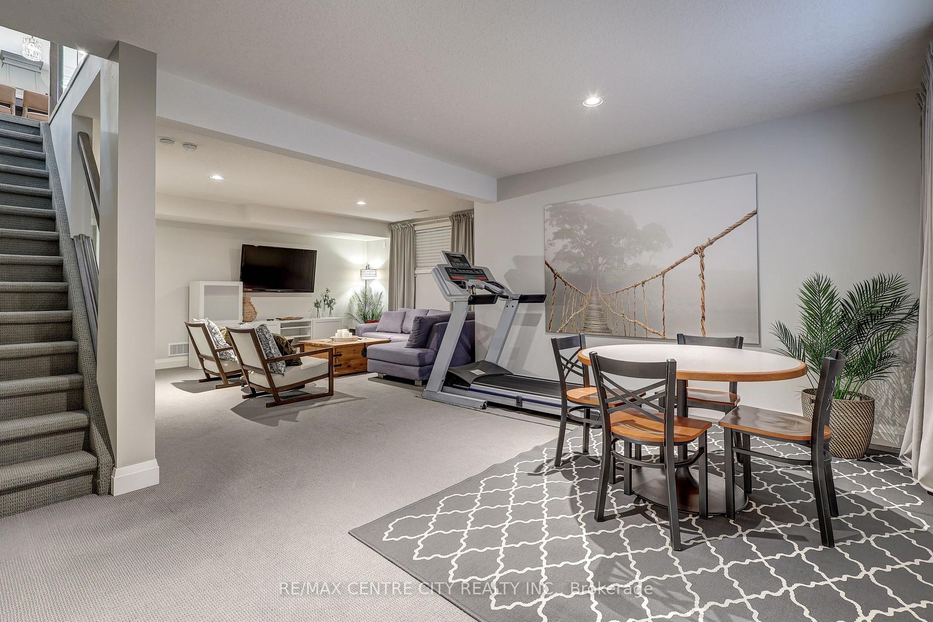Photo 22 of 22 Deerfield Court, St. Thomas — HOMEH