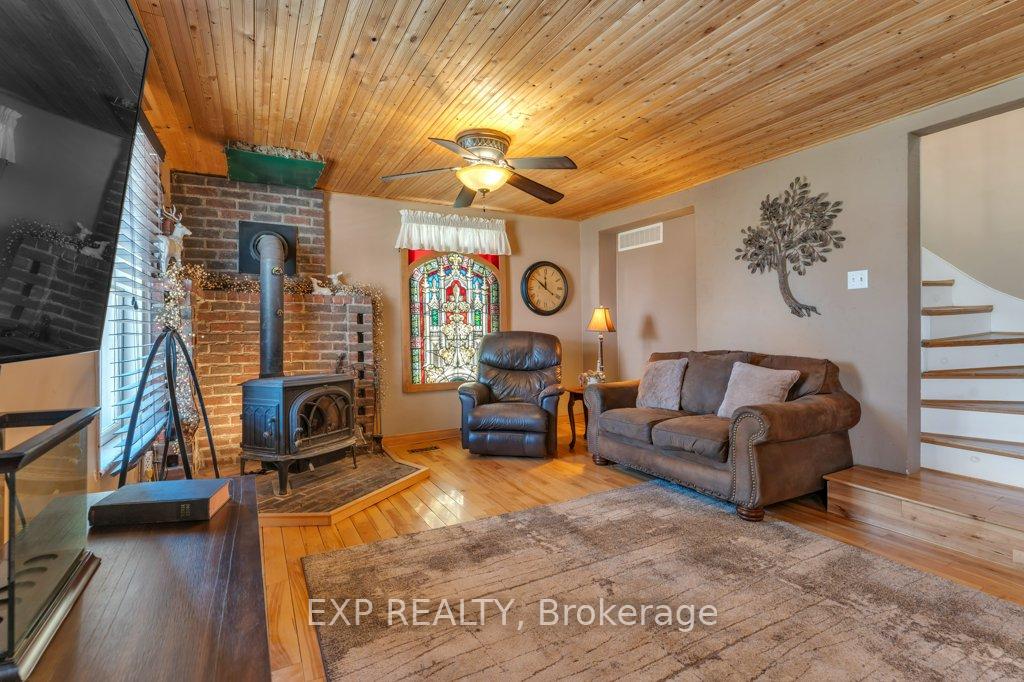 Photo 22 of 3 Bond Street, Stone Mills — HOMEH