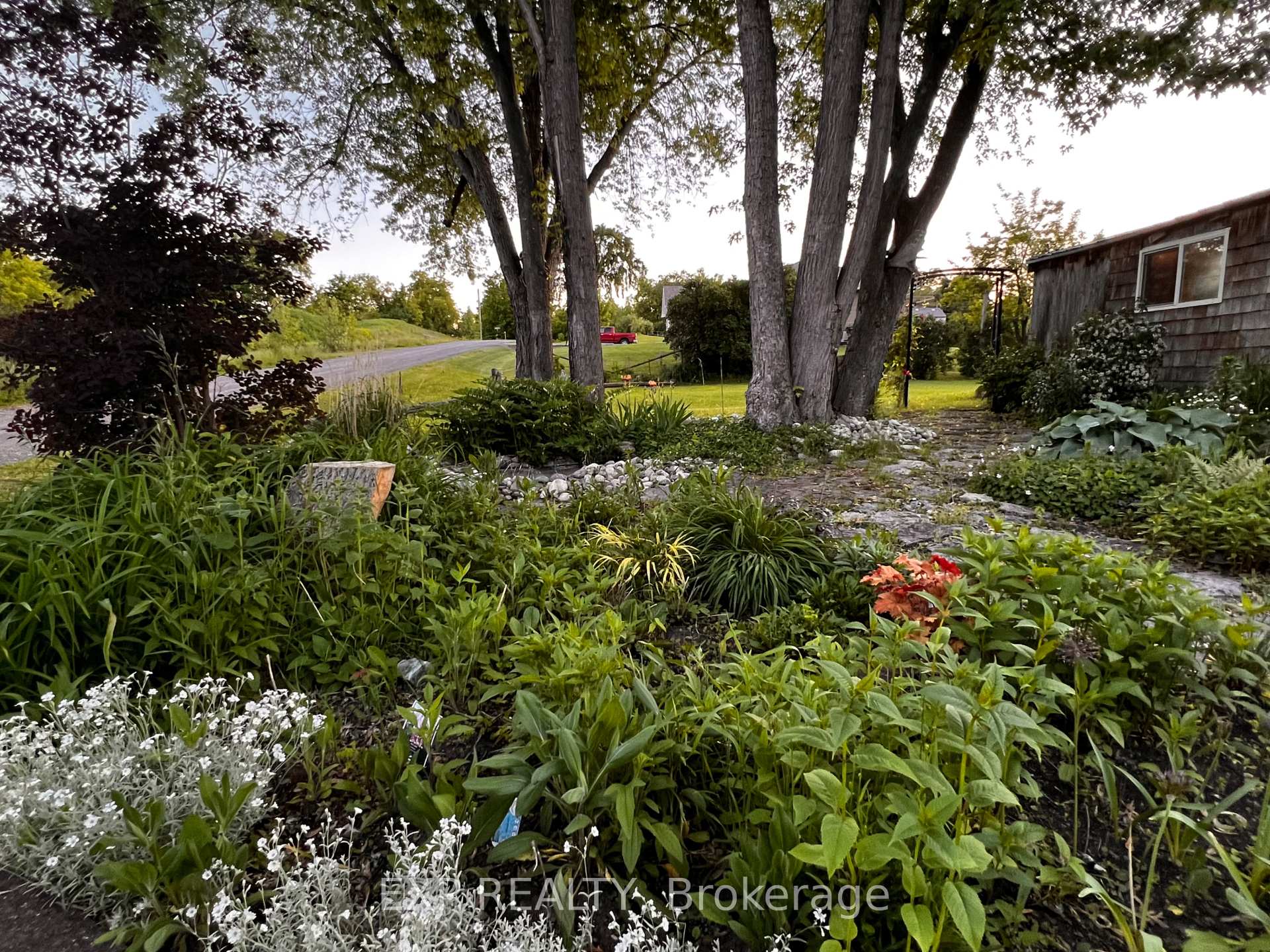 Photo 37 of 3 Bond Street, Stone Mills — HOMEH