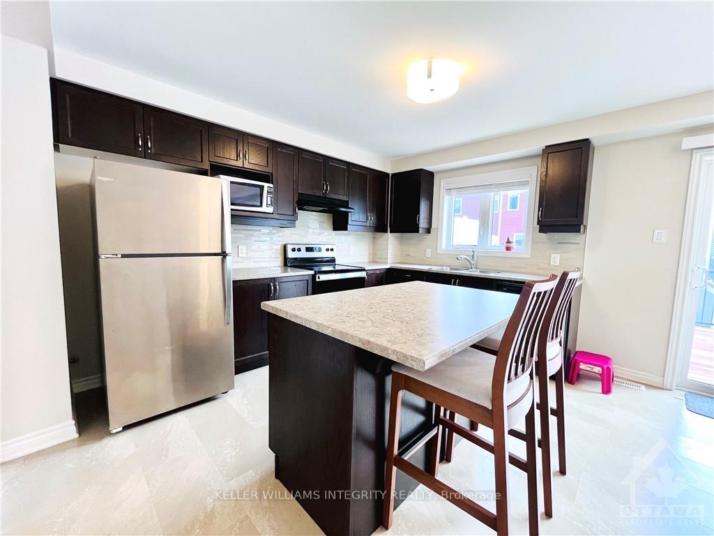 Photo 8 of 1714 Maple Grove Road, Ottawa, Stittsville (North) — HOMEH