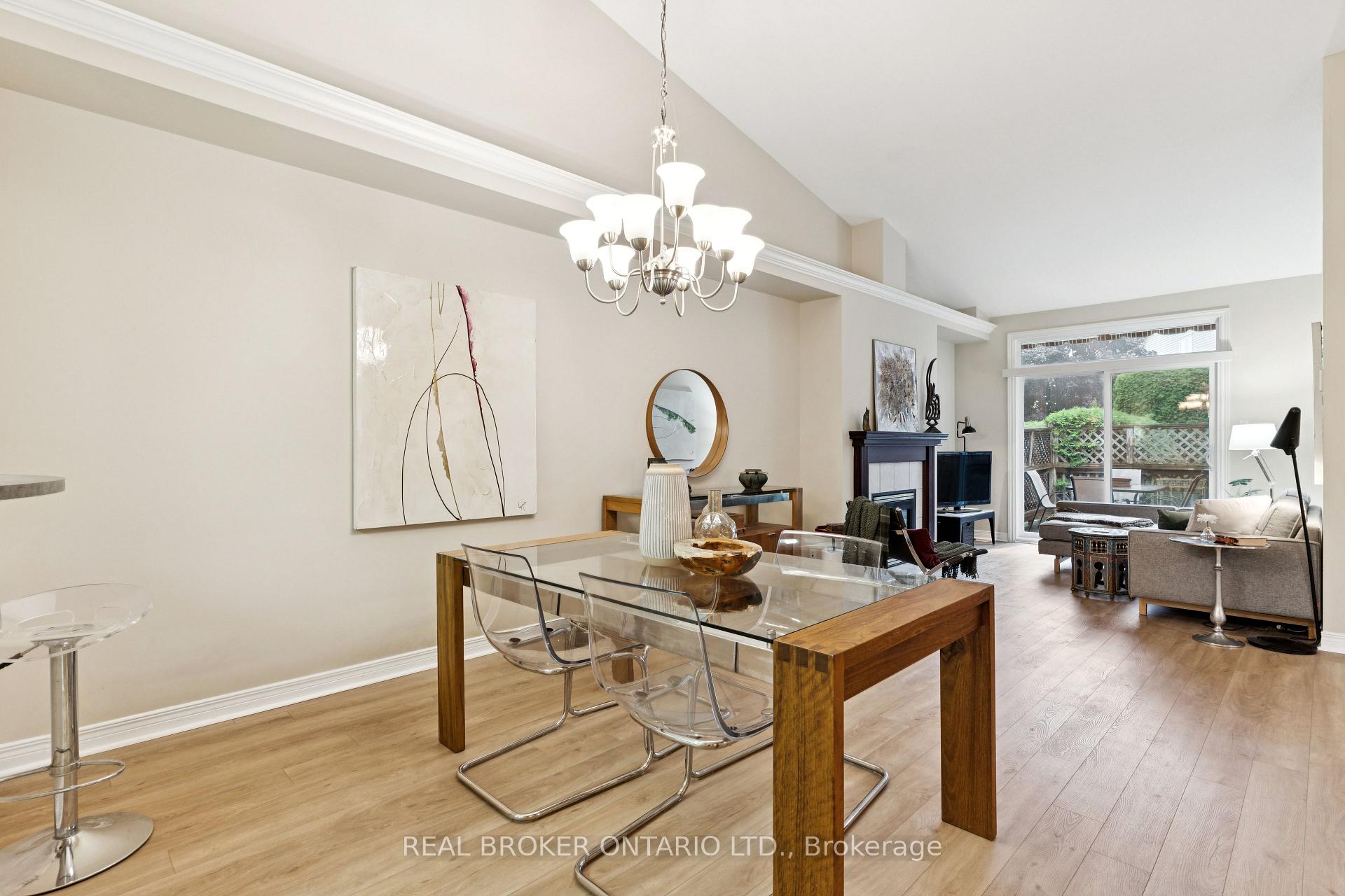 Photo 4 of 29 Sable Run Drive, Ottawa, Stittsville (Central) — HOMEH