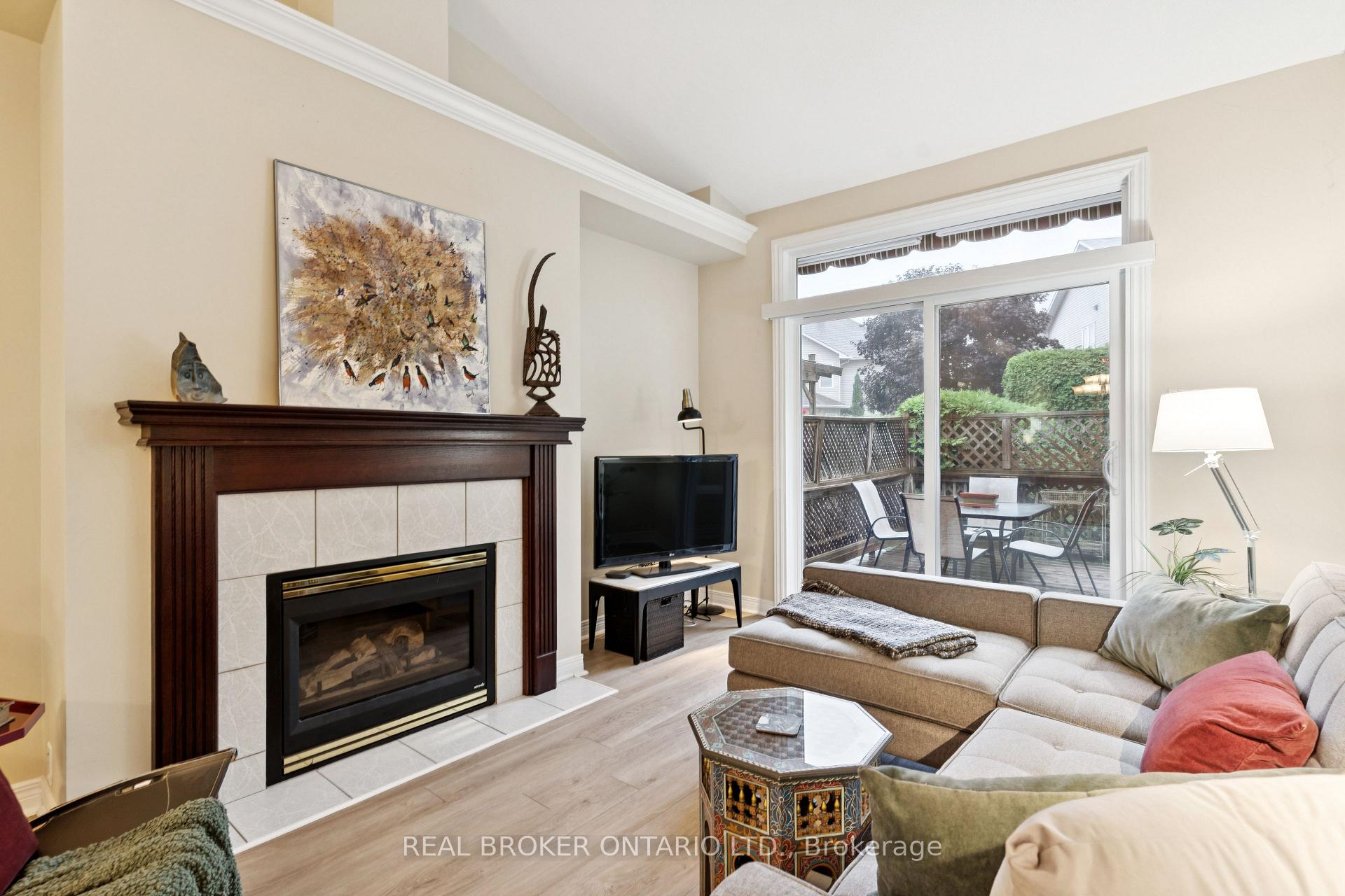 Photo 12 of 29 Sable Run Drive, Ottawa, Stittsville (Central) — HOMEH