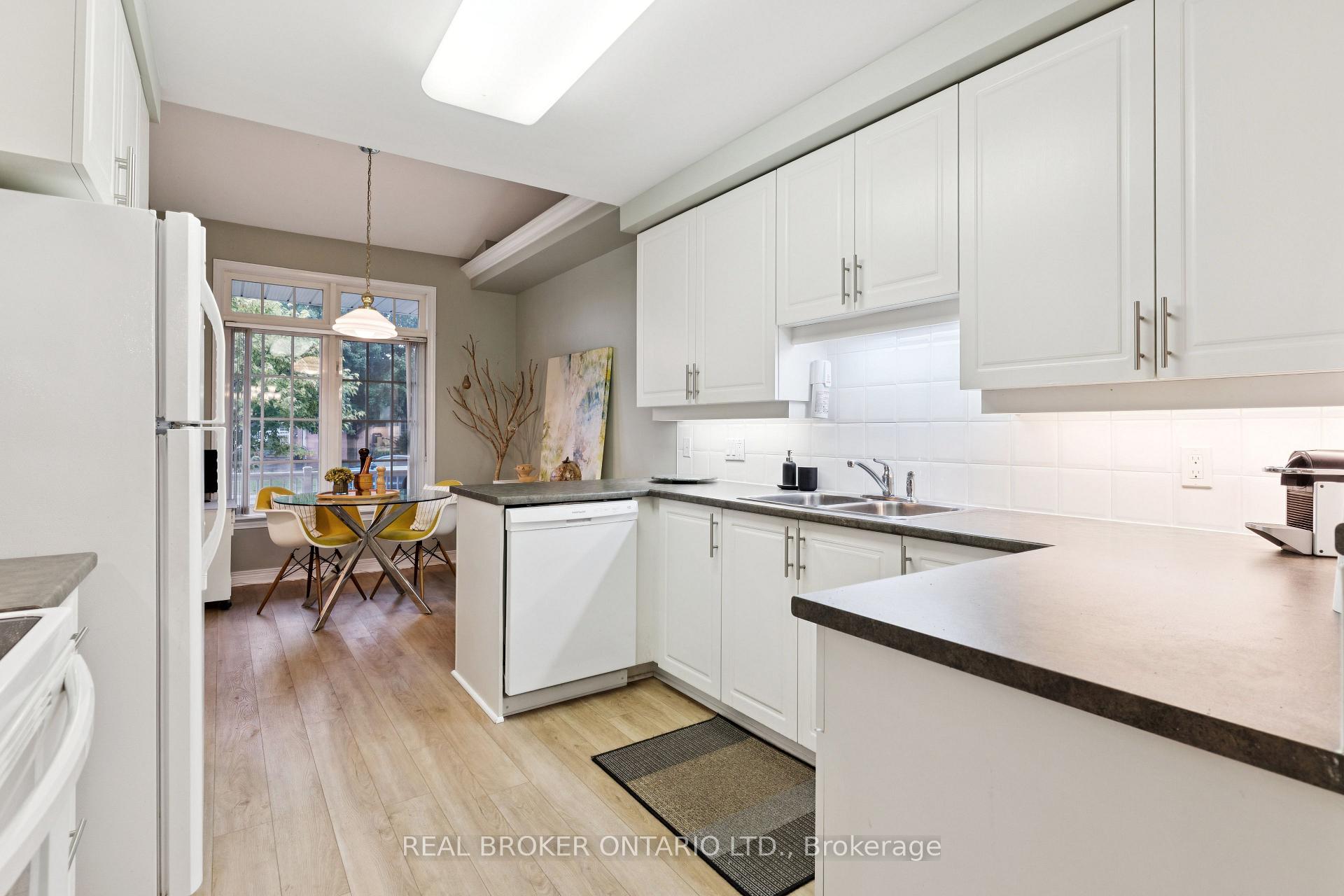 Photo 16 of 29 Sable Run Drive, Ottawa, Stittsville (Central) — HOMEH