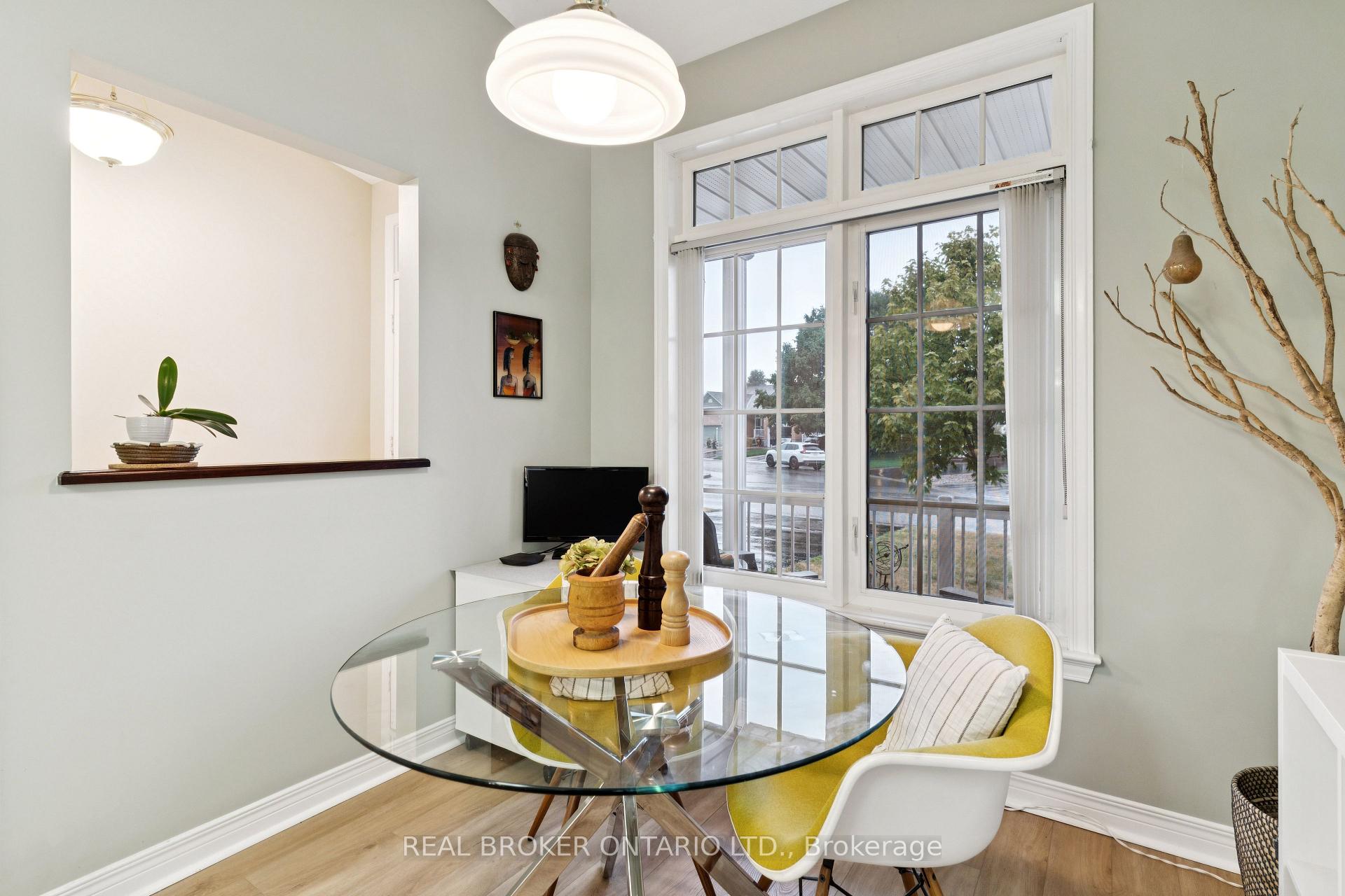 Photo 21 of 29 Sable Run Drive, Ottawa, Stittsville (Central) — HOMEH