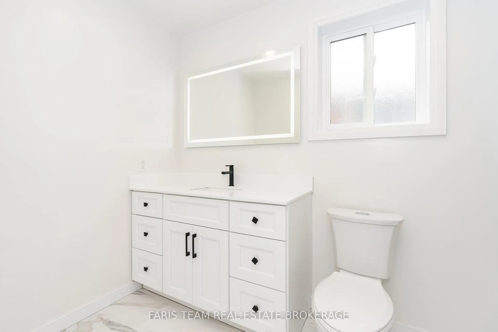 Photo 24 of 233 Wessenger Drive, Barrie, Holly — HOMEH