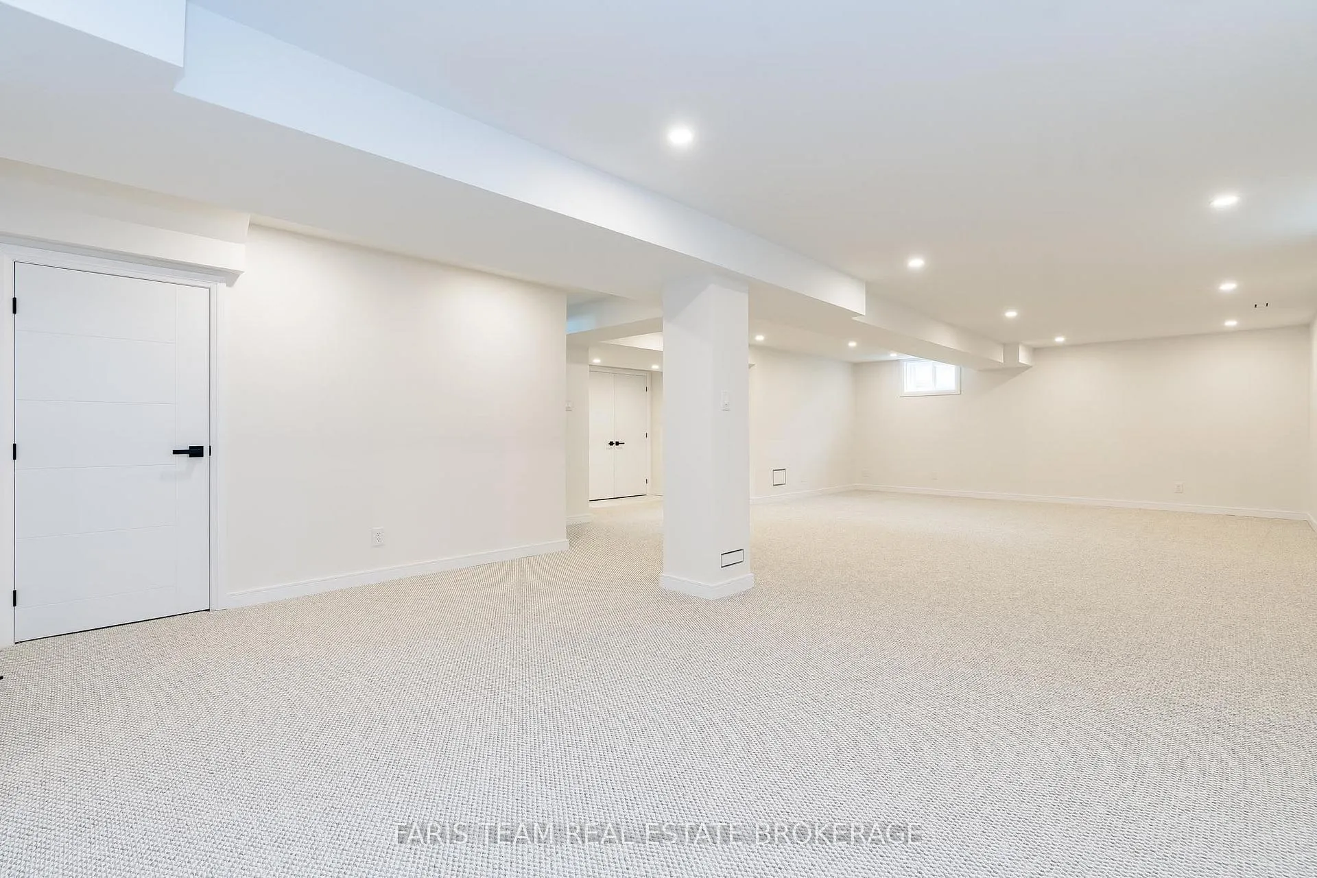 Photo 30 of 233 Wessenger Drive, Barrie, Holly — HOMEH