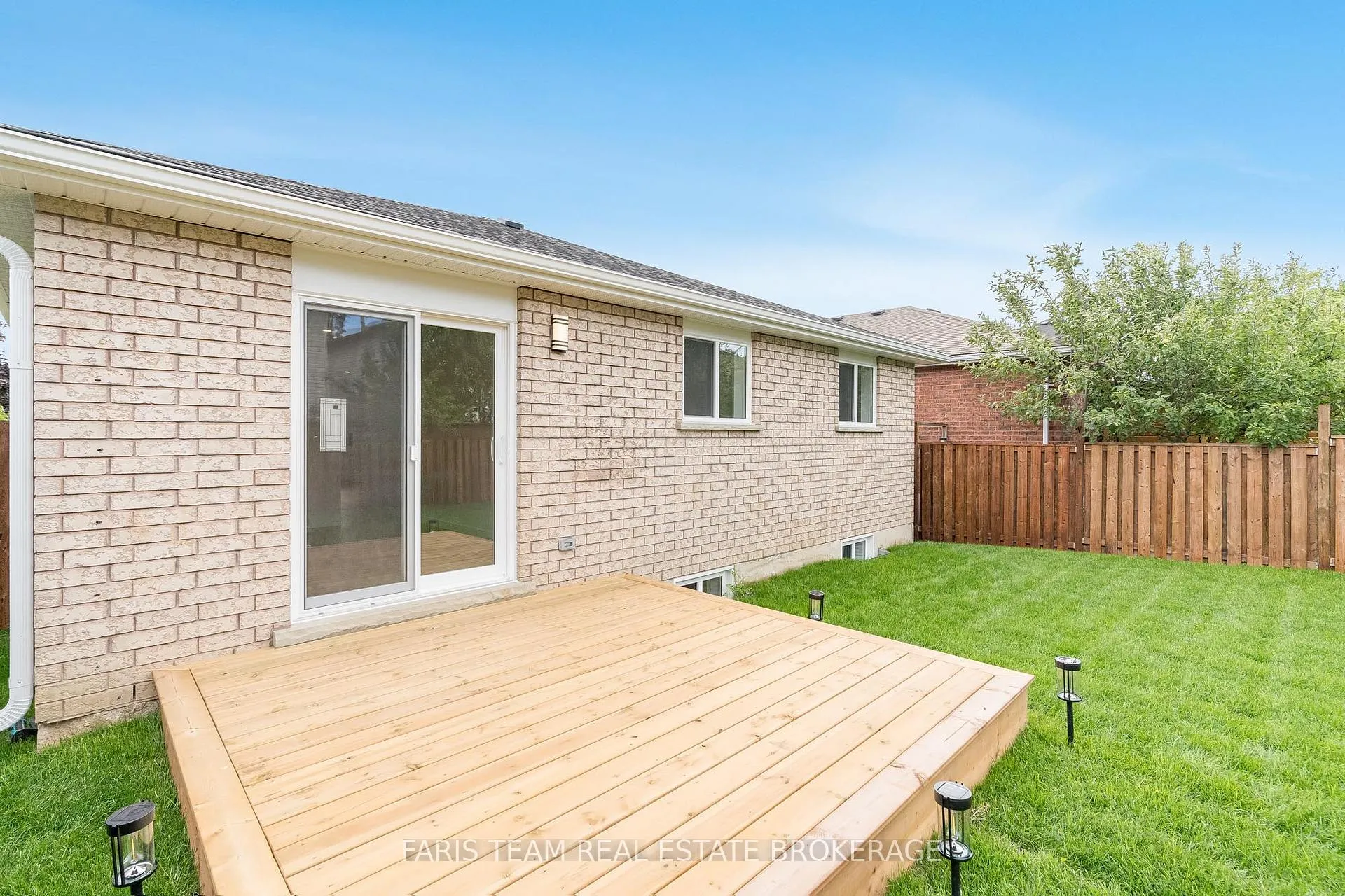 Photo 37 of 233 Wessenger Drive, Barrie, Holly — HOMEH
