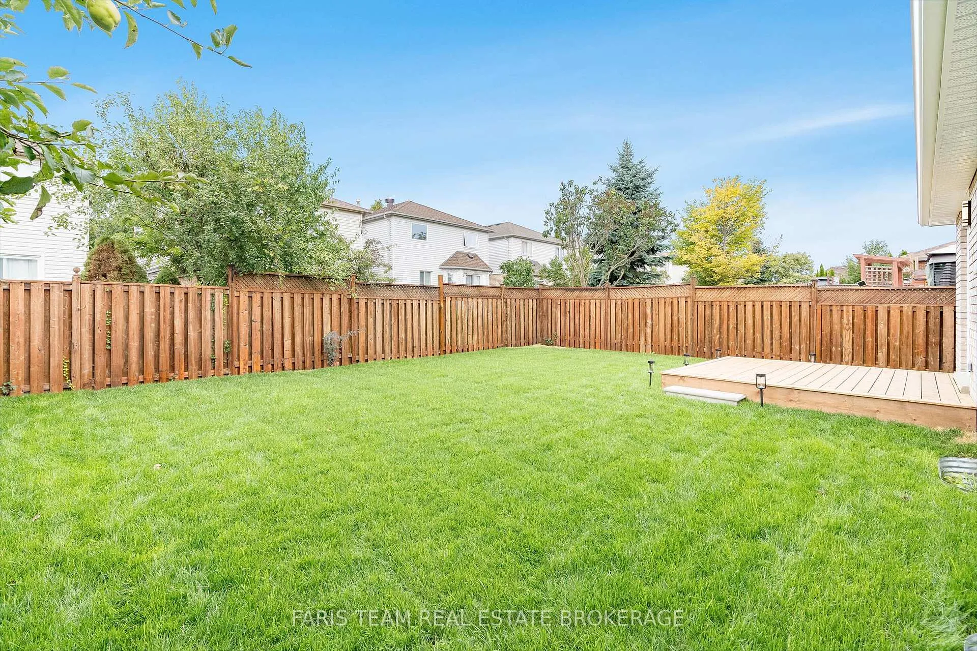 Photo 39 of 233 Wessenger Drive, Barrie, Holly — HOMEH