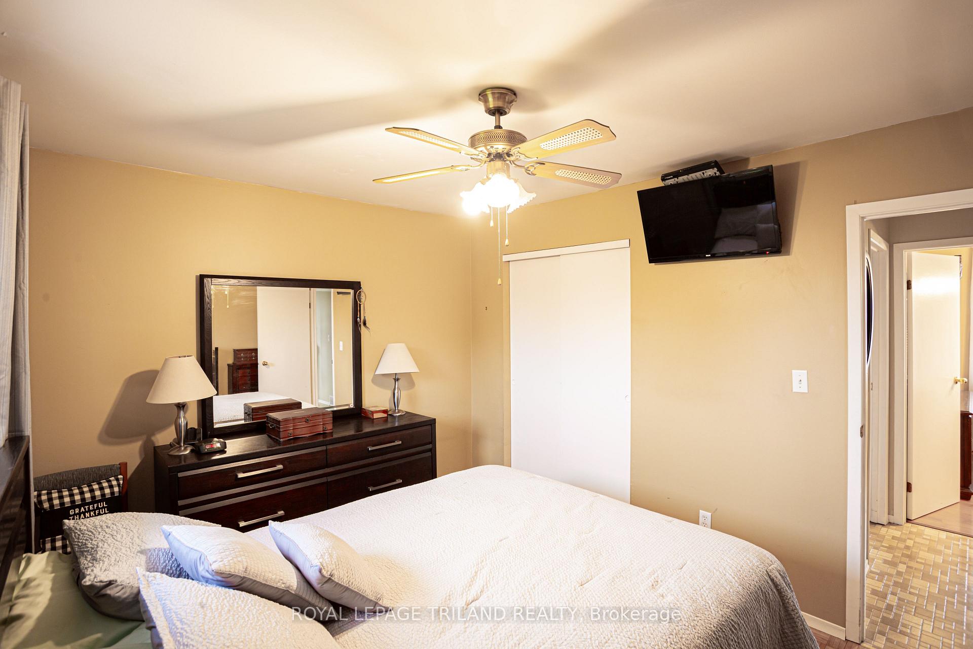 Photo 13 of 28 Raven Avenue, St. Thomas — HOMEH