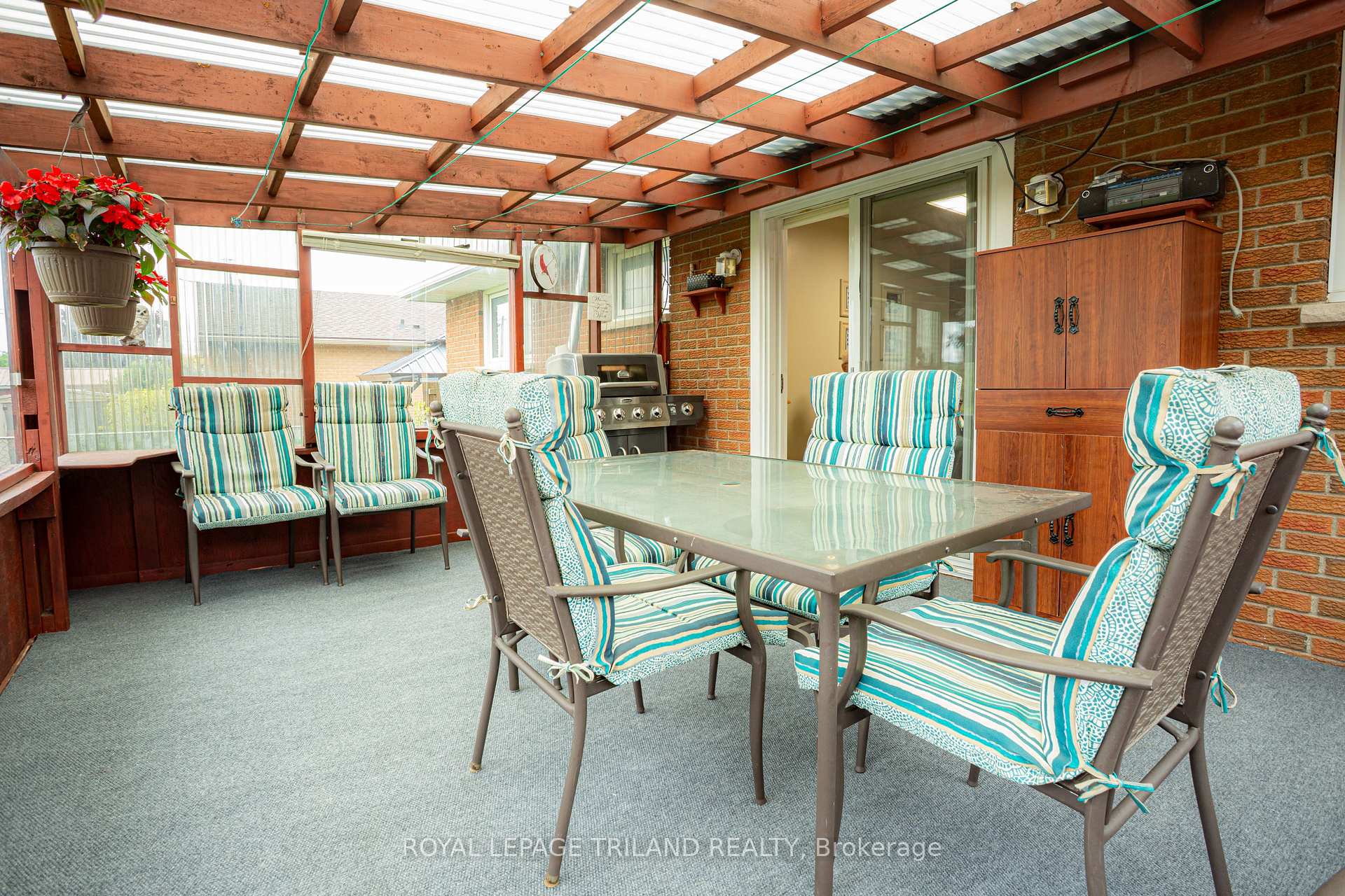 Photo 17 of 28 Raven Avenue, St. Thomas — HOMEH