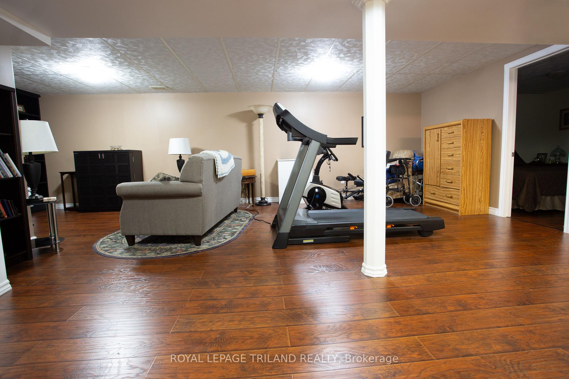Photo 19 of 28 Raven Avenue, St. Thomas — HOMEH