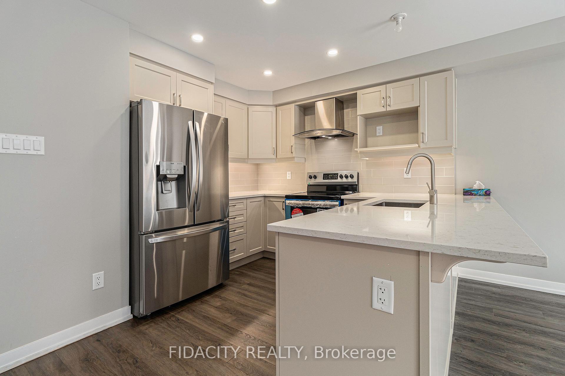 Photo 10 of 24 Limnos Lane, Ottawa, Stittsville (North) — HOMEH