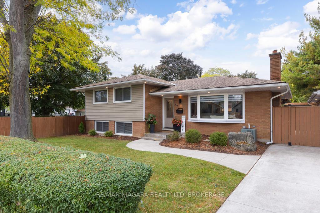 Photo 2 of 37 Parnell Road, St. Catharines, Vine/Linwell — HOMEH