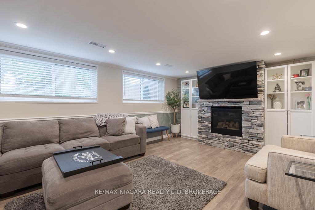 Photo 18 of 37 Parnell Road, St. Catharines, Vine/Linwell — HOMEH