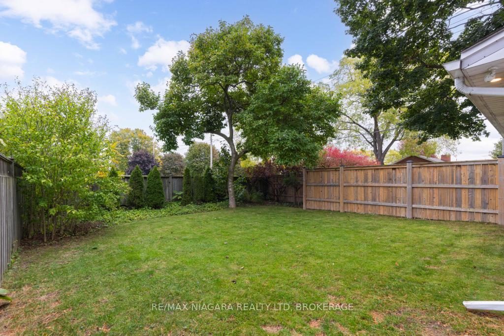 Photo 30 of 37 Parnell Road, St. Catharines, Vine/Linwell — HOMEH