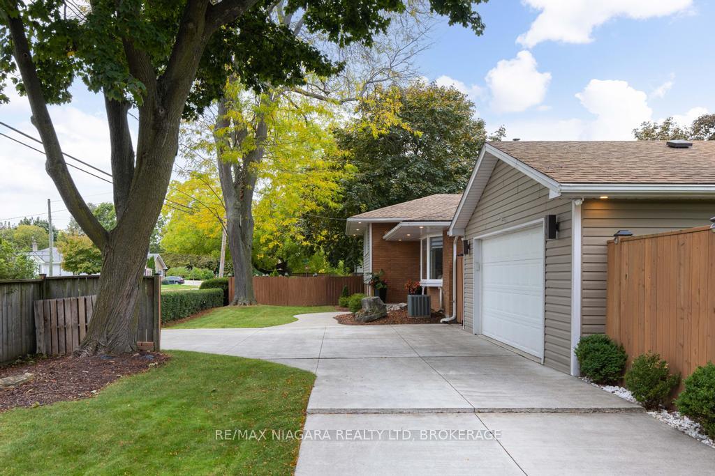 Photo 34 of 37 Parnell Road, St. Catharines, Vine/Linwell — HOMEH