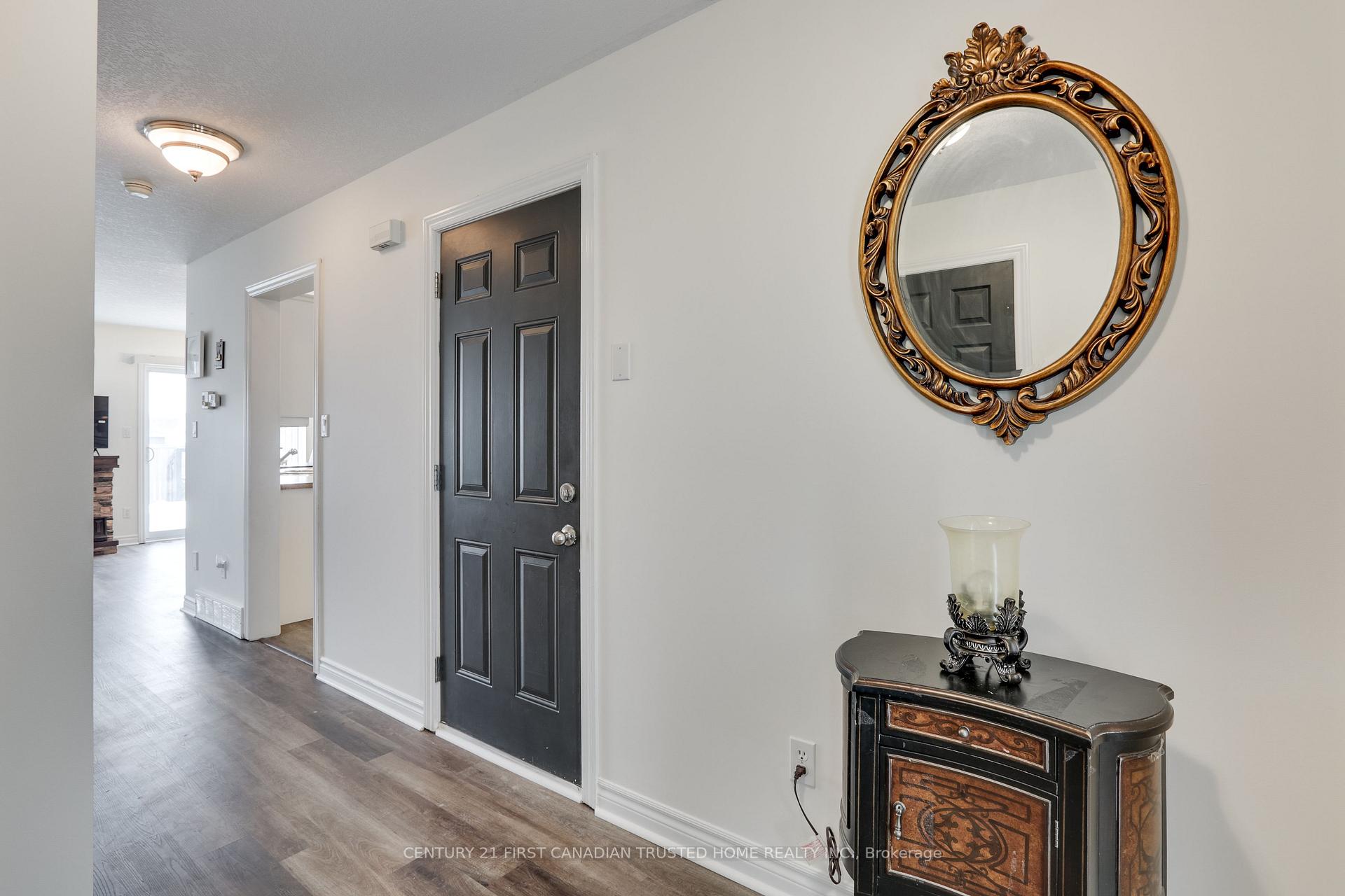 Photo 3 of 26 Peach Tree Boulevard, St. Thomas — HOMEH