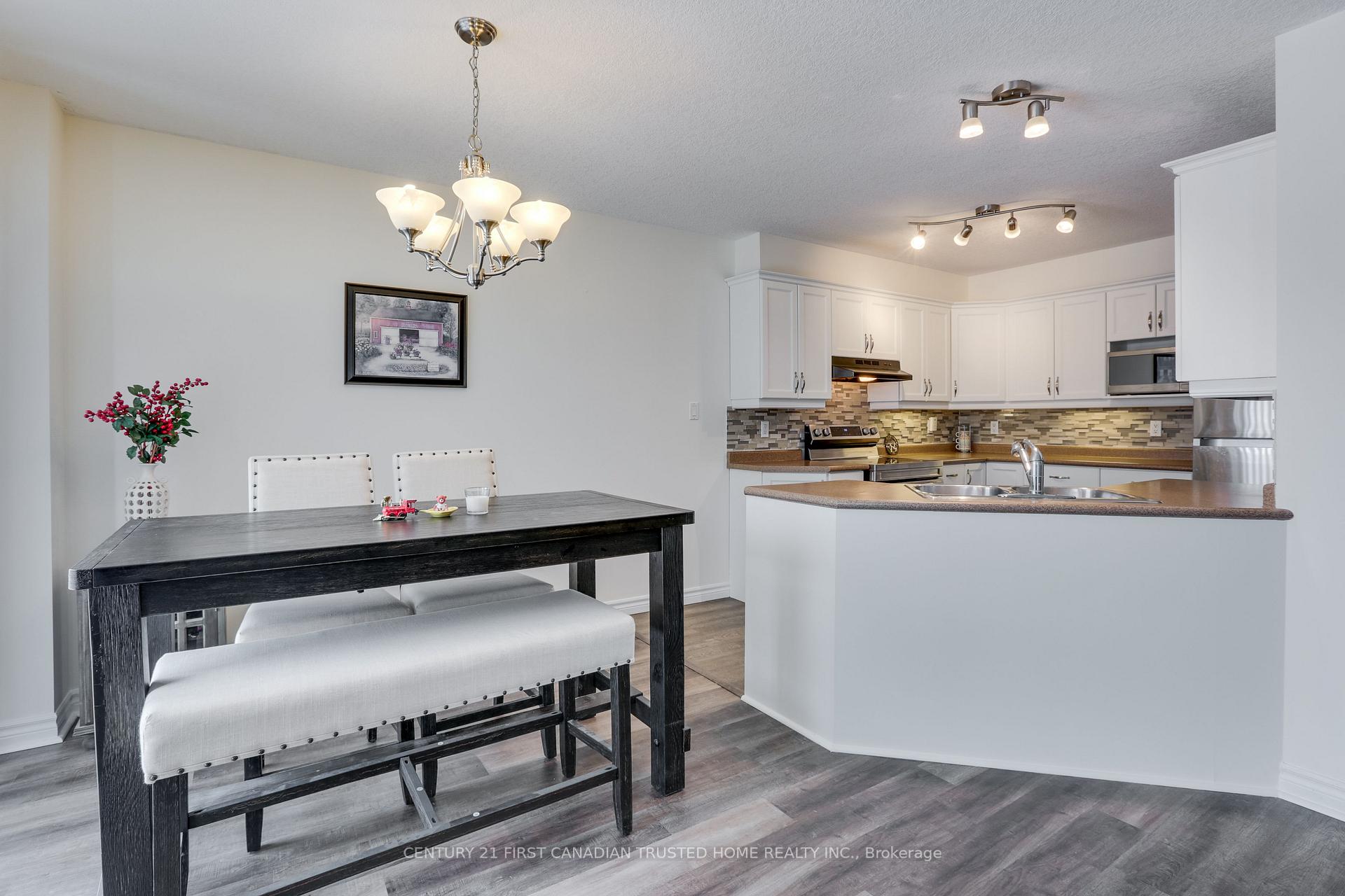 Photo 11 of 26 Peach Tree Boulevard, St. Thomas — HOMEH