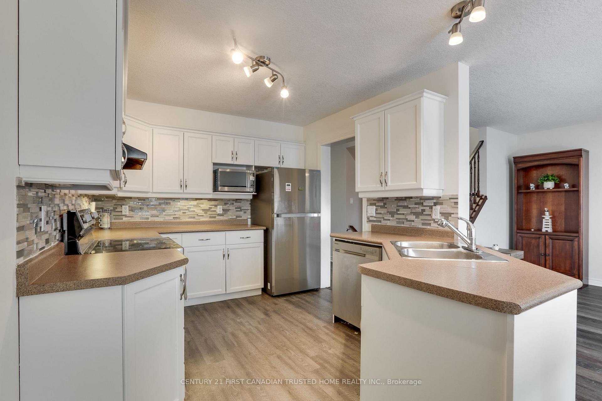 Photo 13 of 26 Peach Tree Boulevard, St. Thomas — HOMEH