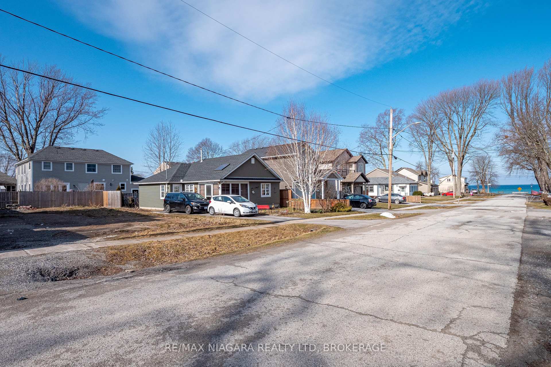 Photo 7 of 13 Shelley Avenue, St. Catharines, Port Dalhousie — HOMEH