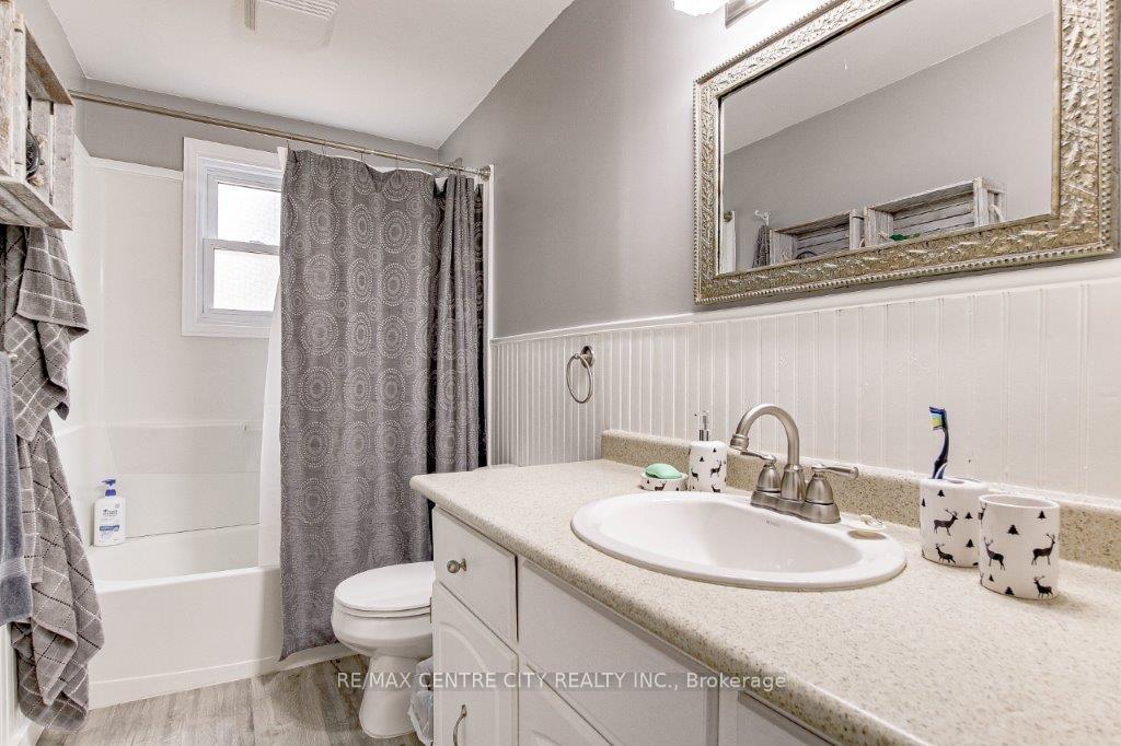 Photo 14 of 95 Lawrence Avenue, St. Thomas — HOMEH
