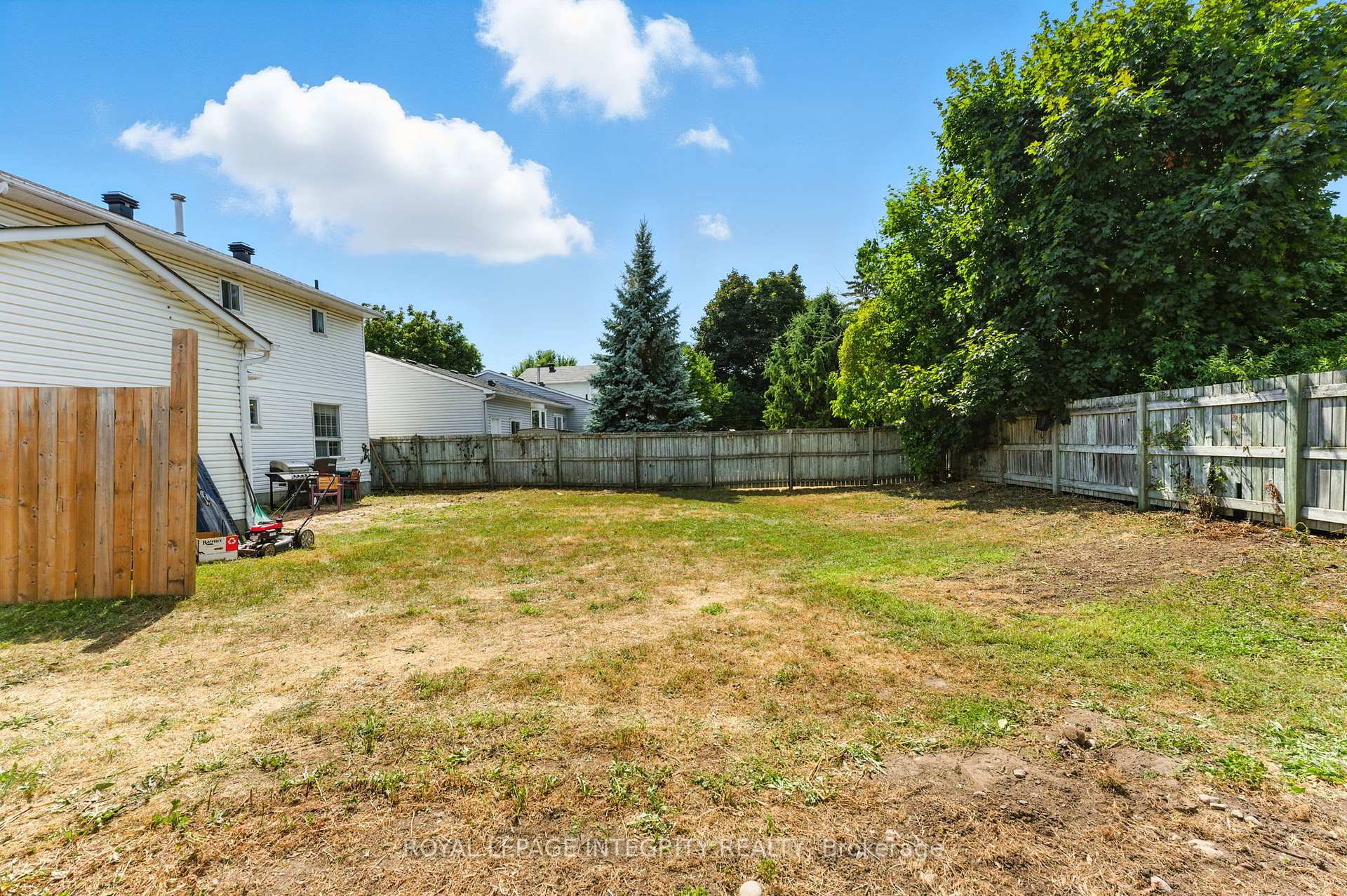 Photo 4 of 41 James Lewis Avenue, Ottawa, Stittsville (South) — HOMEH