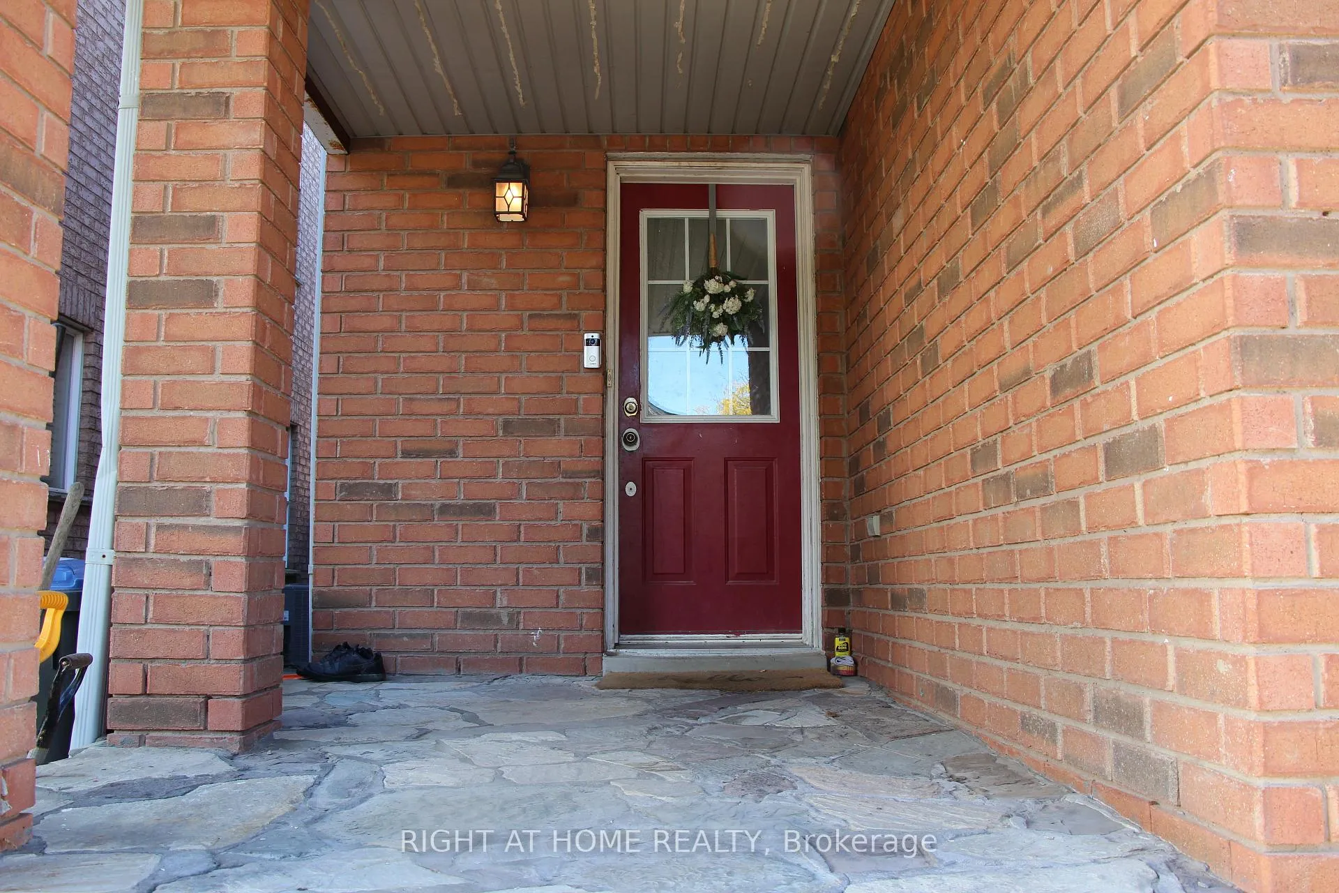 Photo 2 of 144 Cadillac Crescent, Brampton, Fletcher's Meadow — HOMEH