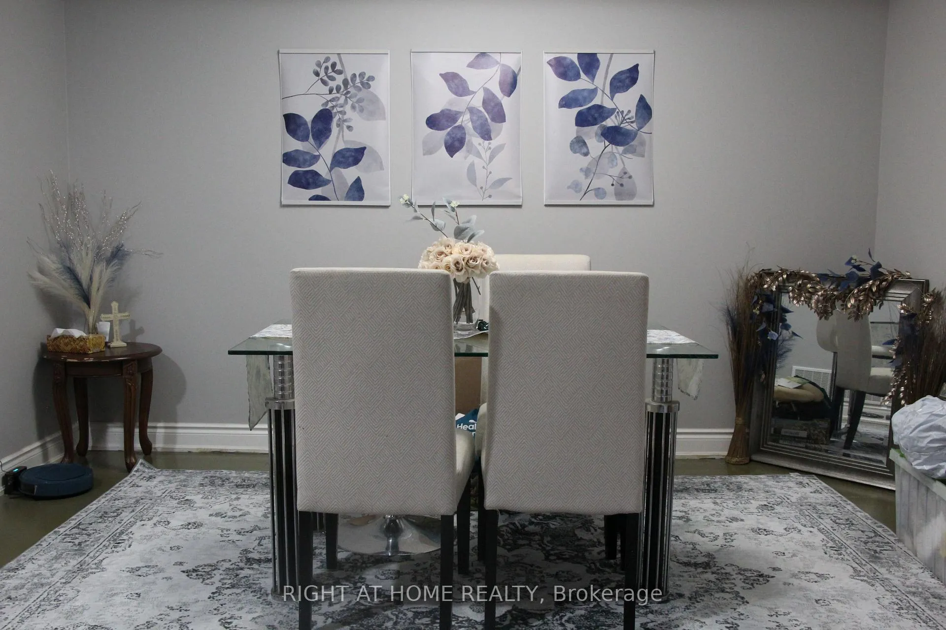Photo 4 of 144 Cadillac Crescent, Brampton, Fletcher's Meadow — HOMEH