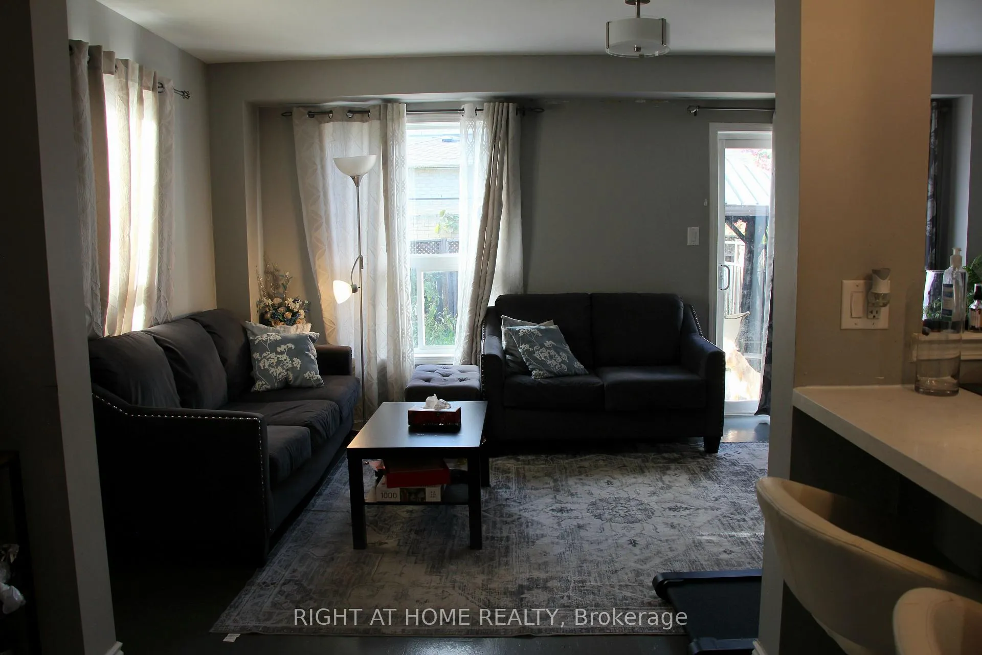 Photo 8 of 144 Cadillac Crescent, Brampton, Fletcher's Meadow — HOMEH