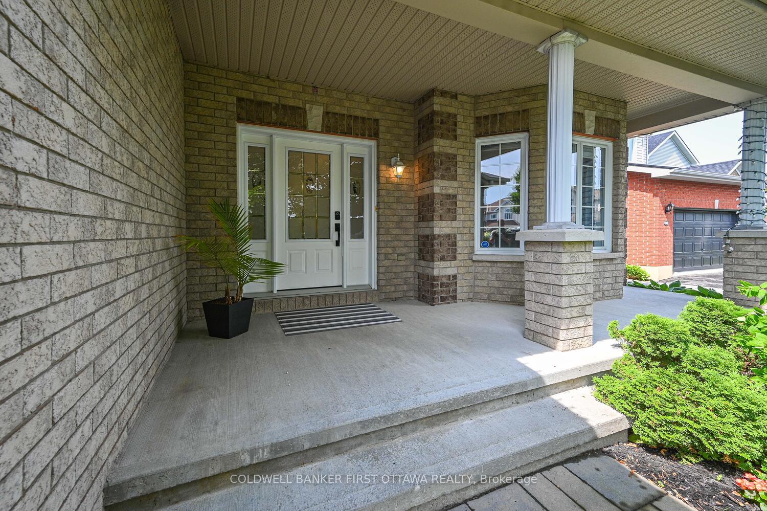 Photo 3 of 105 Sirocco Crescent, Ottawa, Stittsville (North) — HOMEH