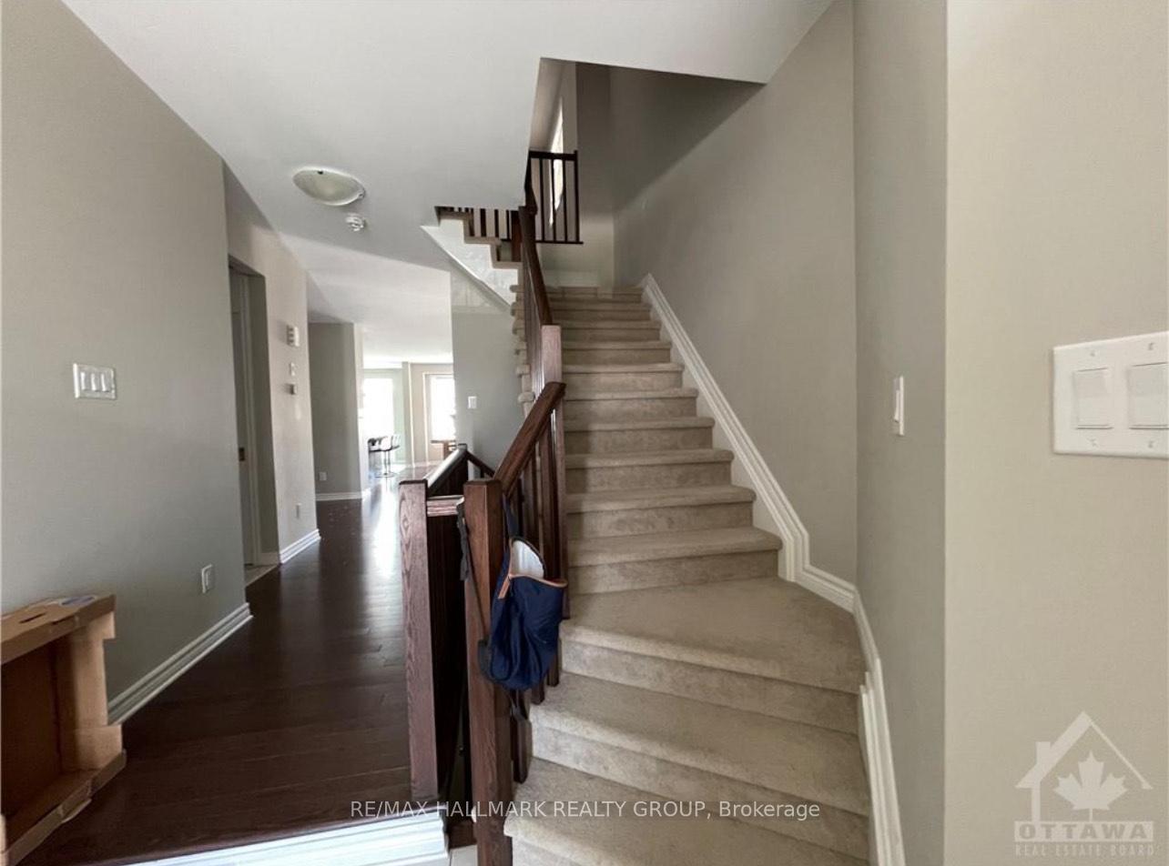 Photo 2 of 322 Warmstone Drive, Ottawa, Stittsville (North) — HOMEH