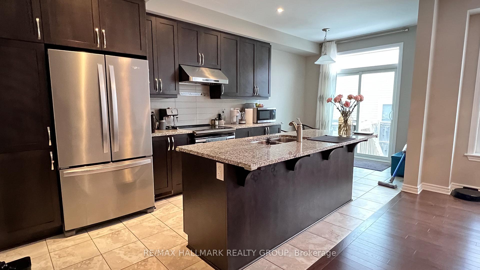 Photo 9 of 322 Warmstone Drive, Ottawa, Stittsville (North) — HOMEH