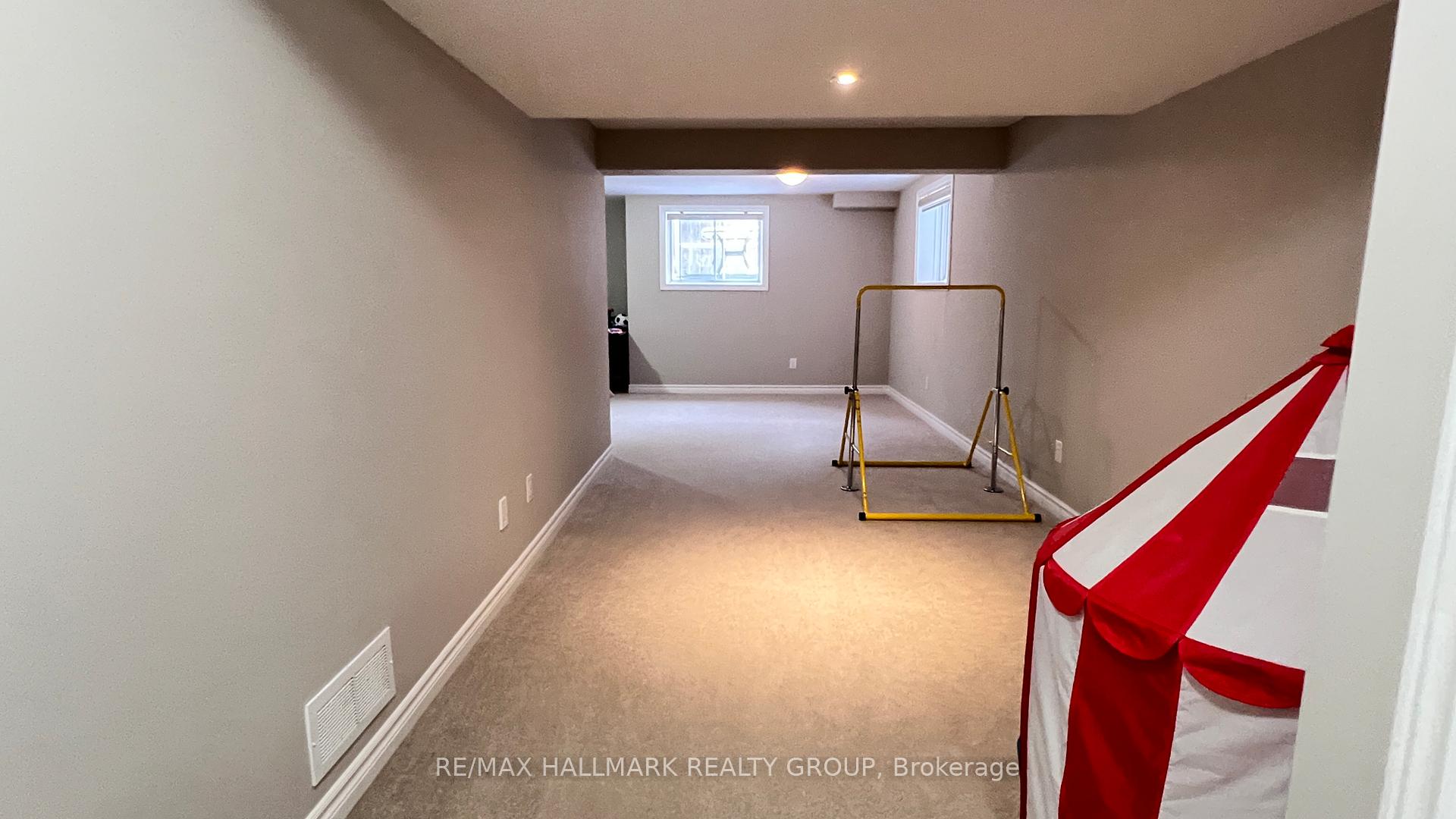 Photo 19 of 322 Warmstone Drive, Ottawa, Stittsville (North) — HOMEH