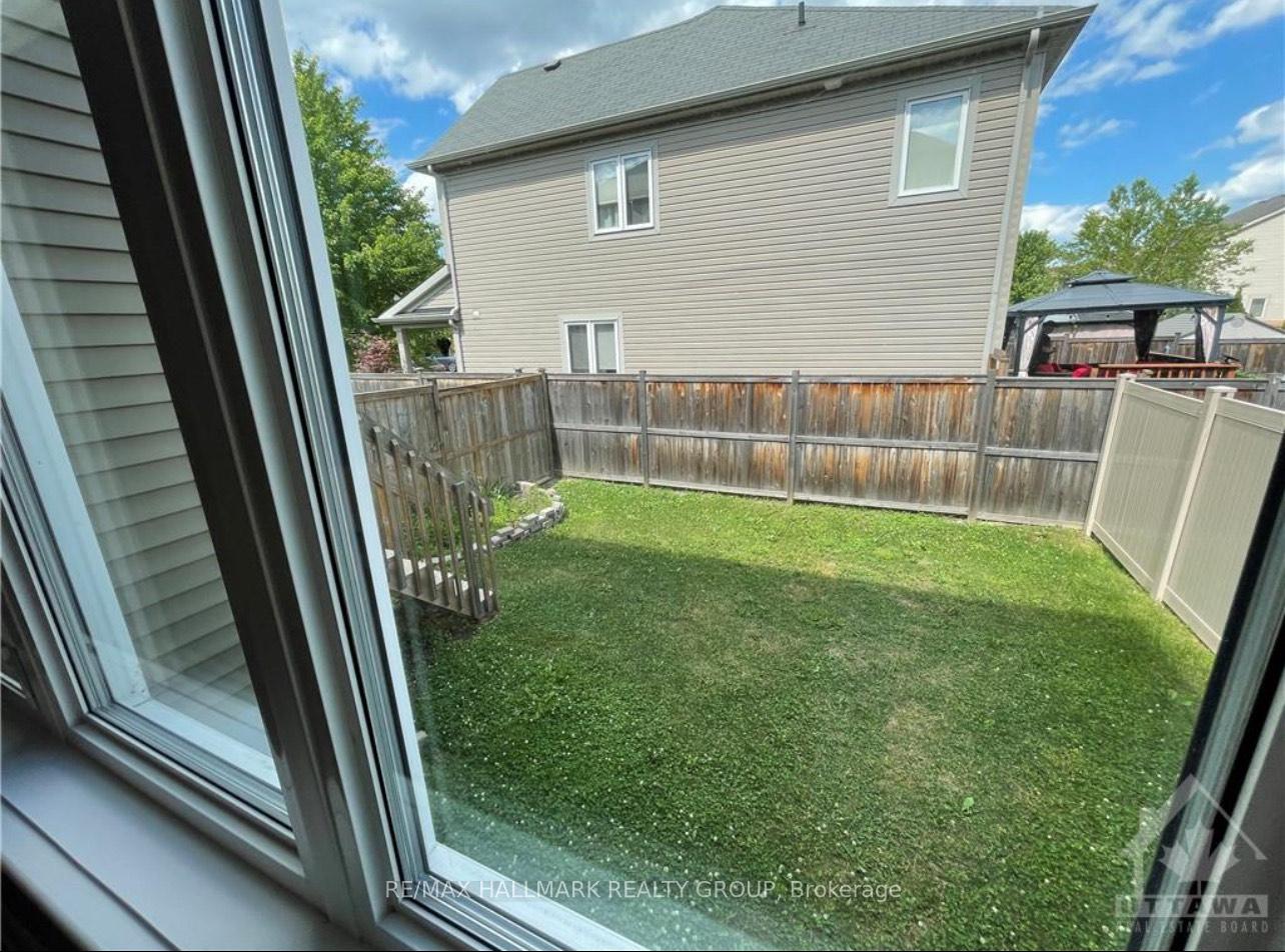 Photo 23 of 322 Warmstone Drive, Ottawa, Stittsville (North) — HOMEH