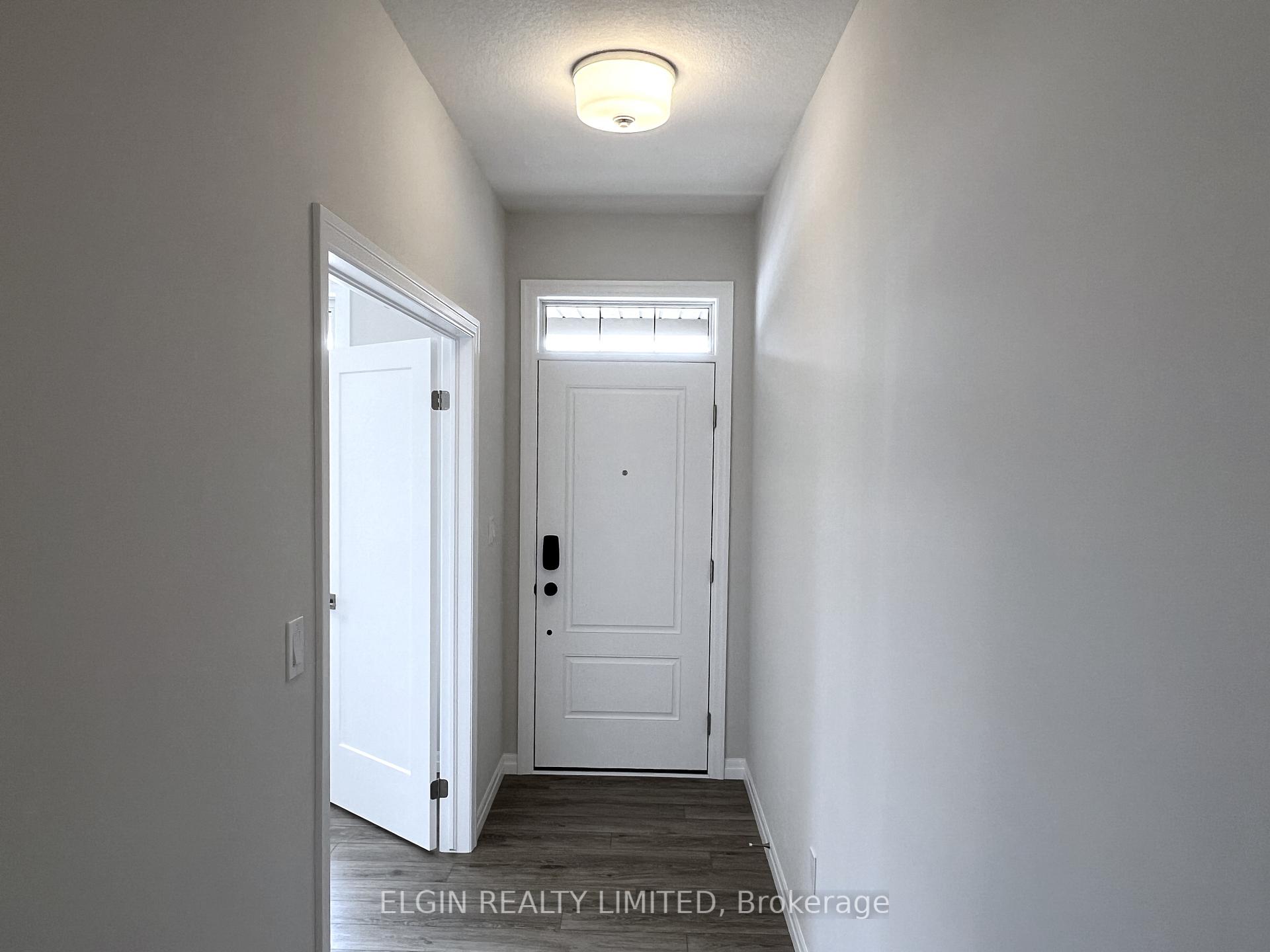 Photo 4 of 31 Dunning Way, St. Thomas — HOMEH