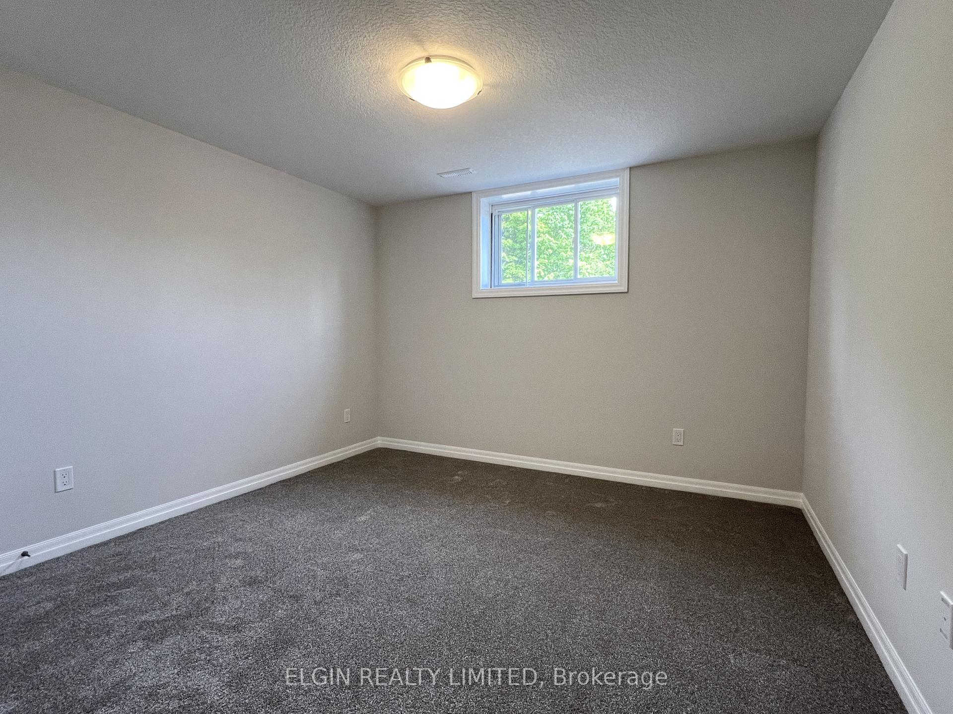 Photo 20 of 31 Dunning Way, St. Thomas — HOMEH