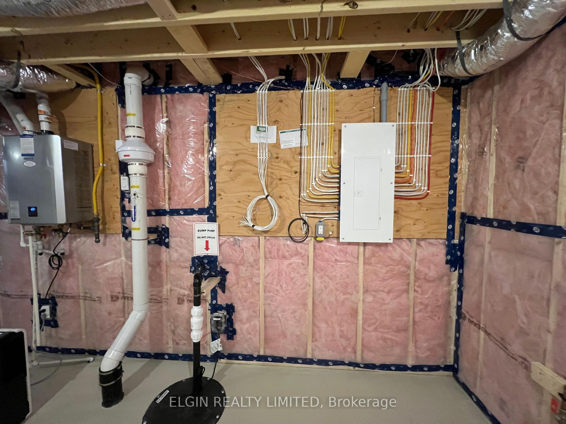 Photo 26 of 31 Dunning Way, St. Thomas — HOMEH