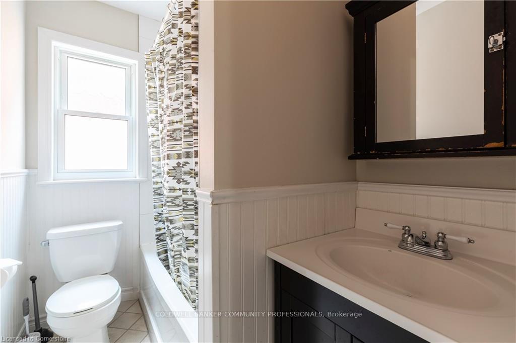 Photo 20 of 18 Masterson Drive, St. Catharines, Glendale/Glenridge — HOMEH