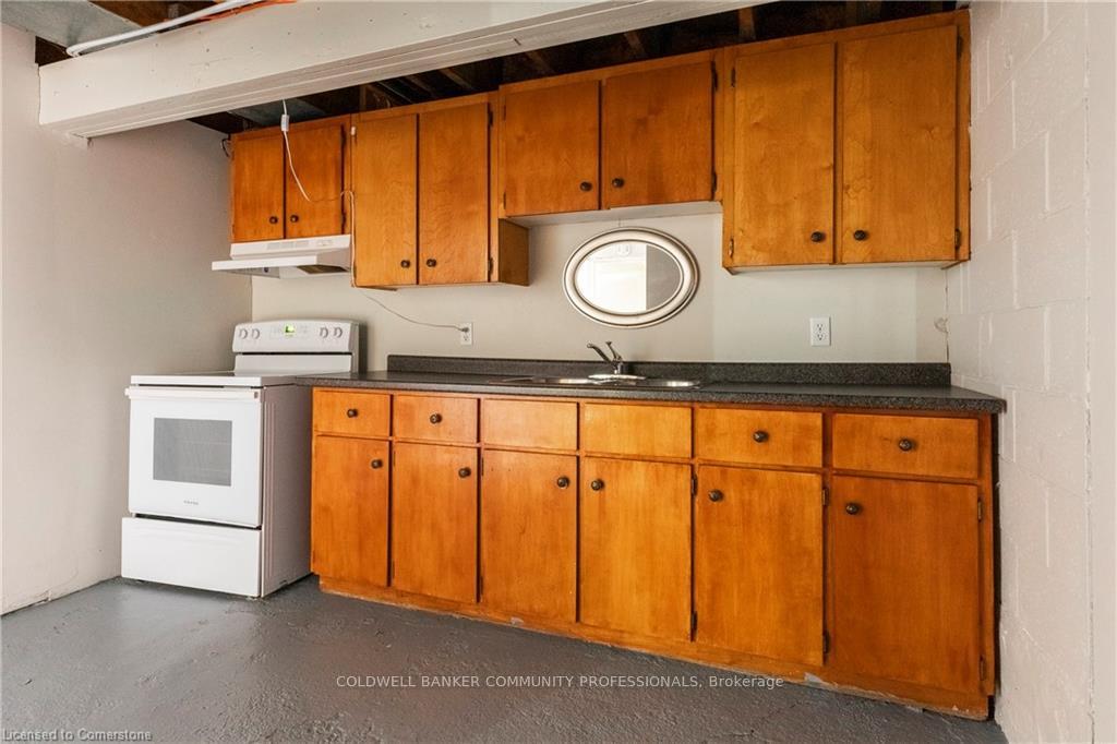 Photo 22 of 18 Masterson Drive, St. Catharines, Glendale/Glenridge — HOMEH