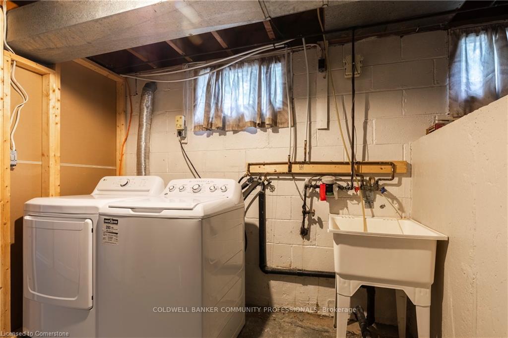 Photo 33 of 18 Masterson Drive, St. Catharines, Glendale/Glenridge — HOMEH