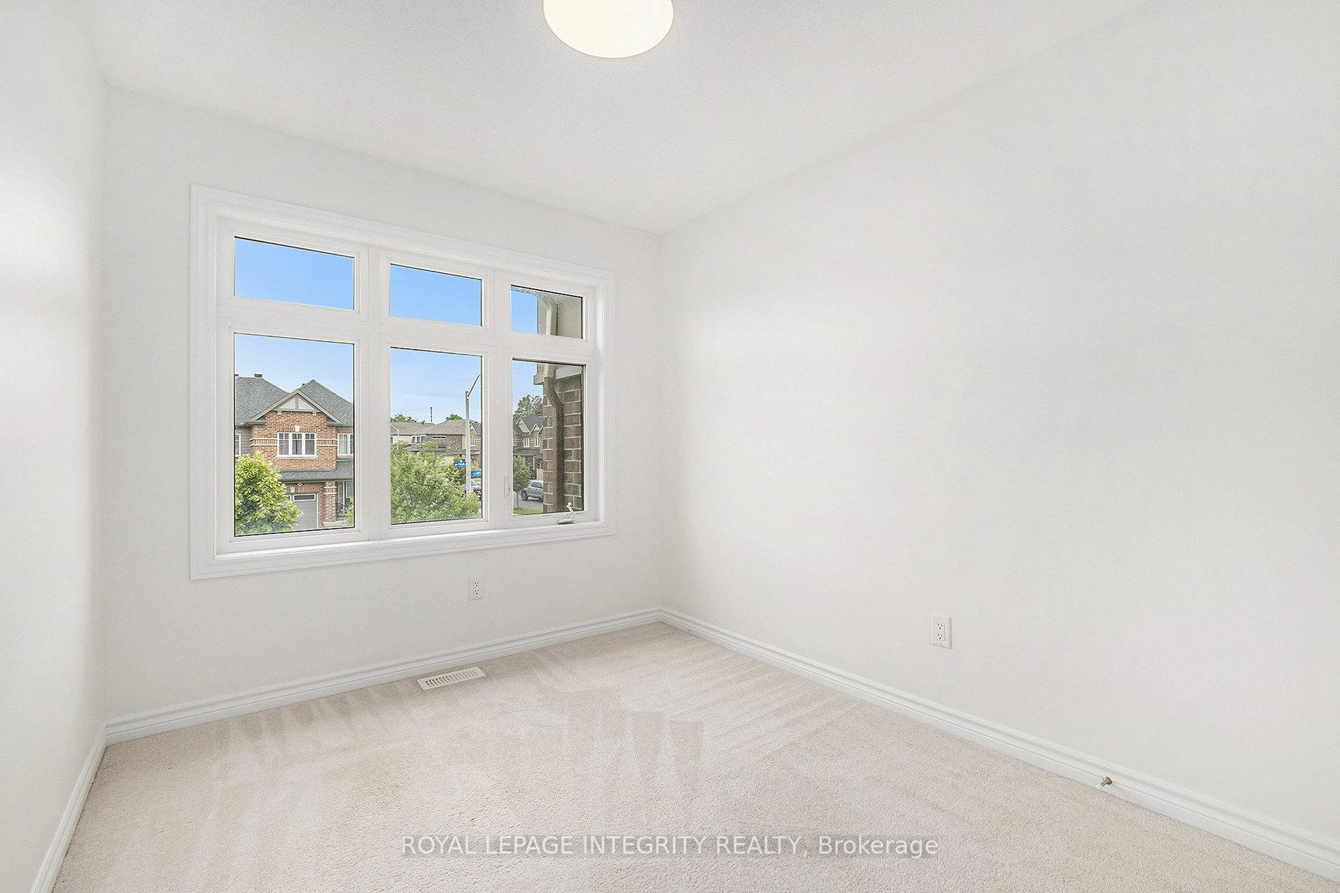 Photo 24 of 305 Lipizzaner Street, Ottawa, Stittsville (South) — HOMEH
