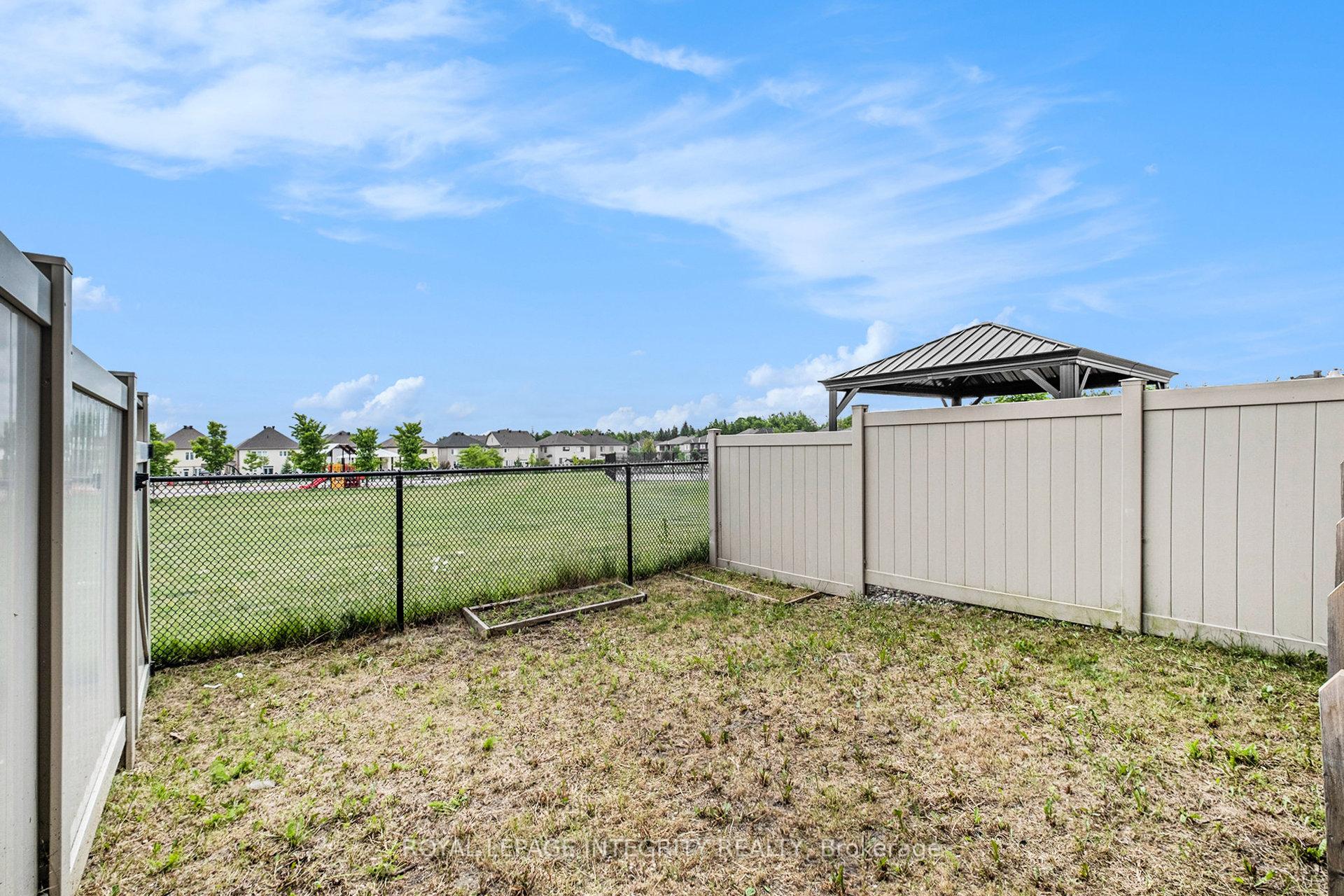 Photo 30 of 305 Lipizzaner Street, Ottawa, Stittsville (South) — HOMEH