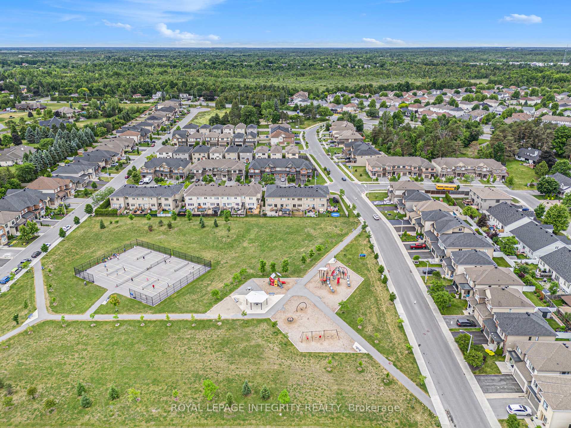 Photo 34 of 305 Lipizzaner Street, Ottawa, Stittsville (South) — HOMEH